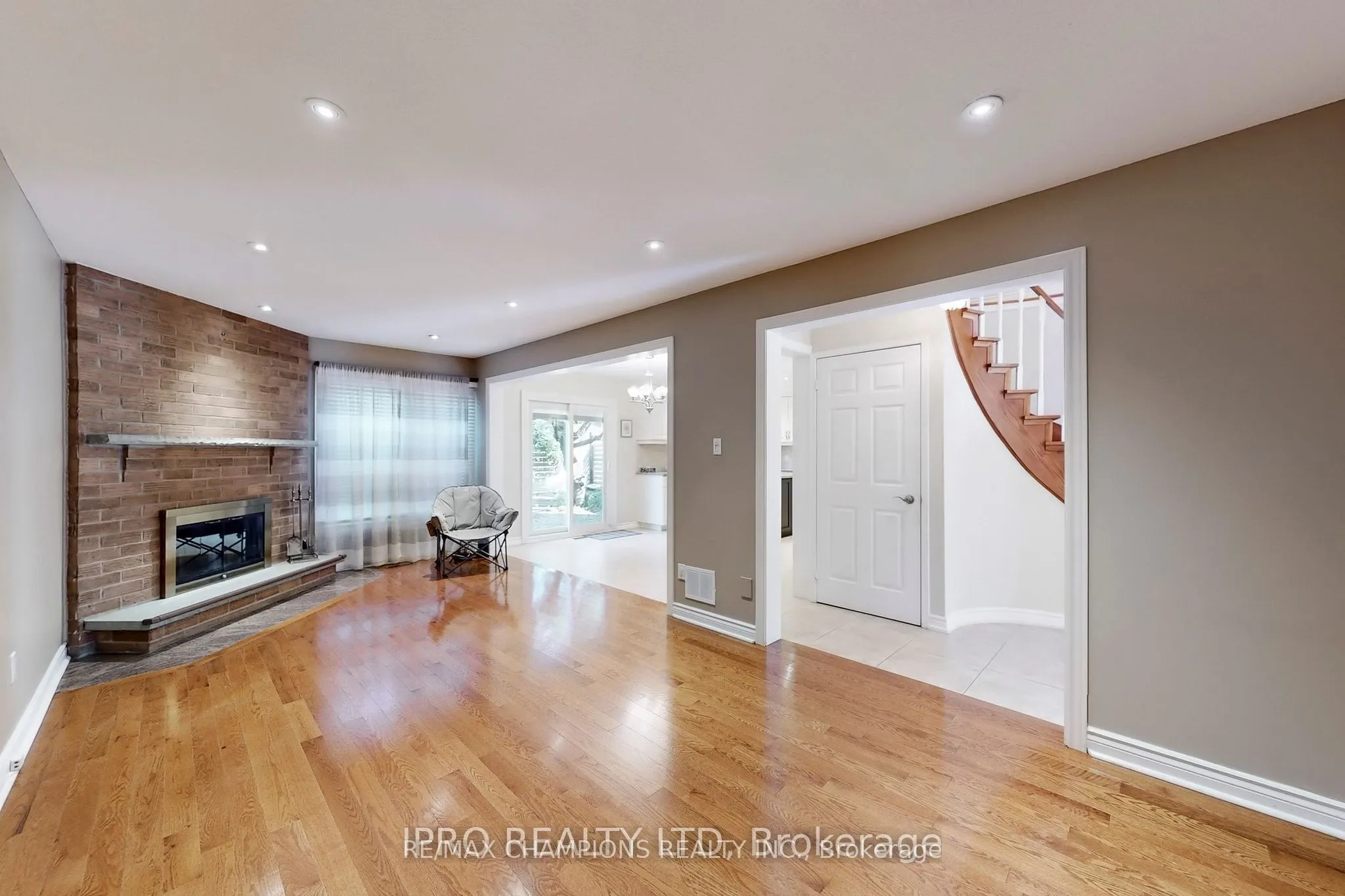 97 Castlehill Road