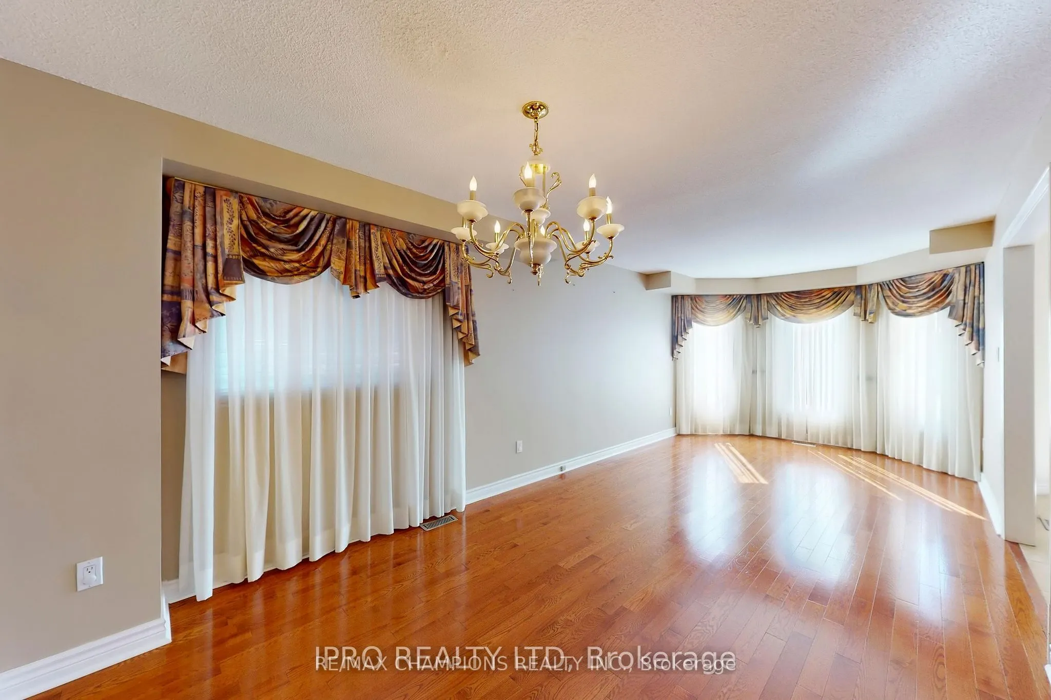 97 Castlehill Road