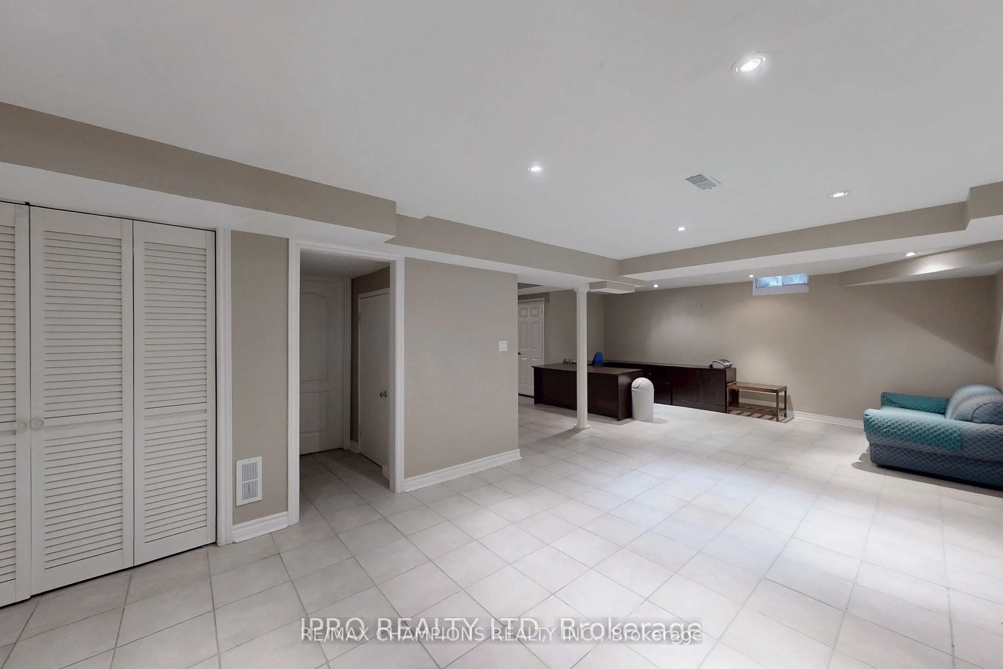 97 Castlehill Road