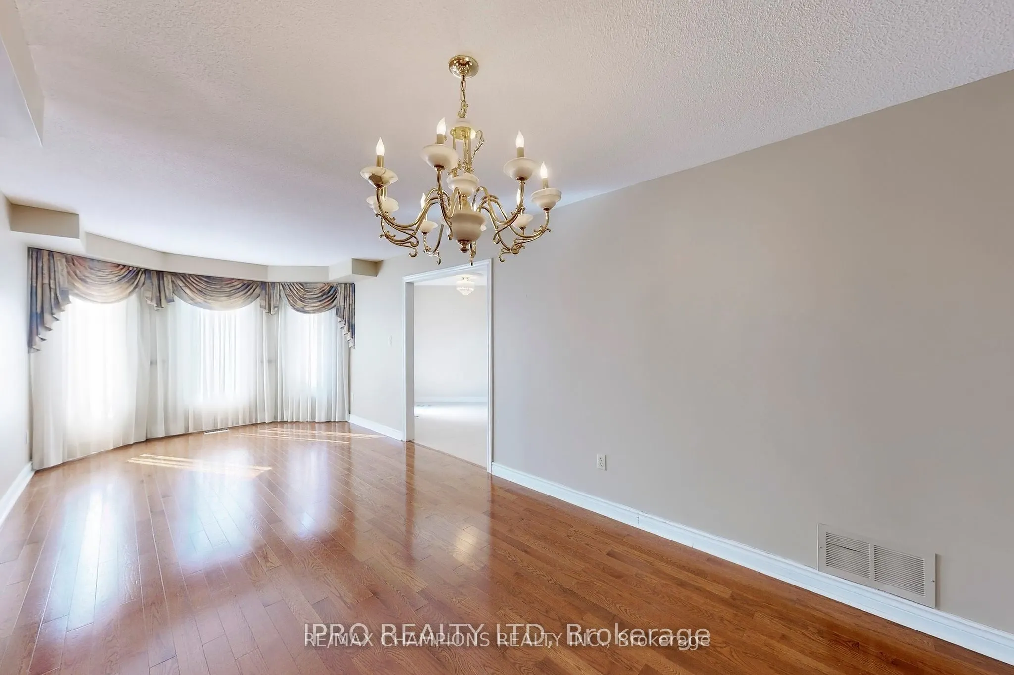 97 Castlehill Road