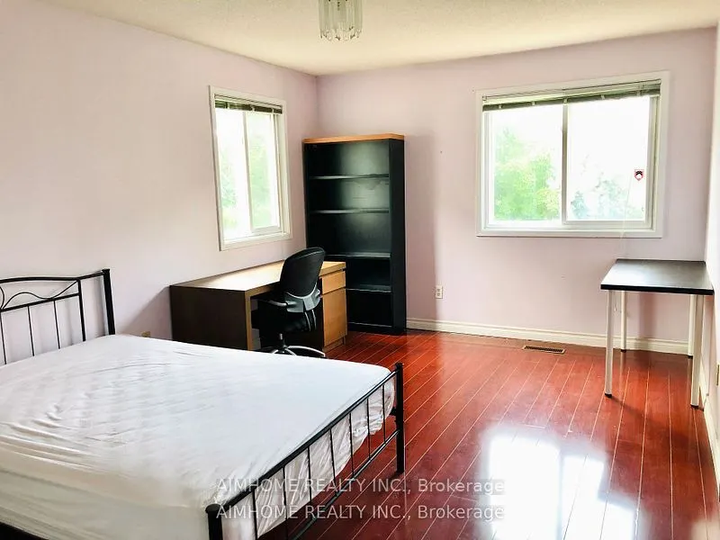 4235 Trellis Crescent, ##2 second floor