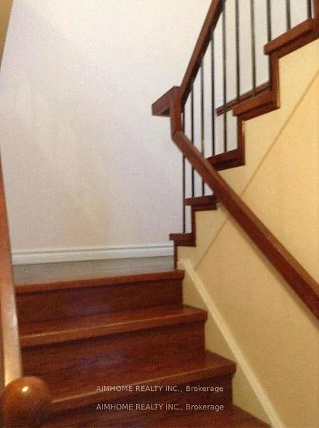 4235 Trellis Crescent, ##2 second floor