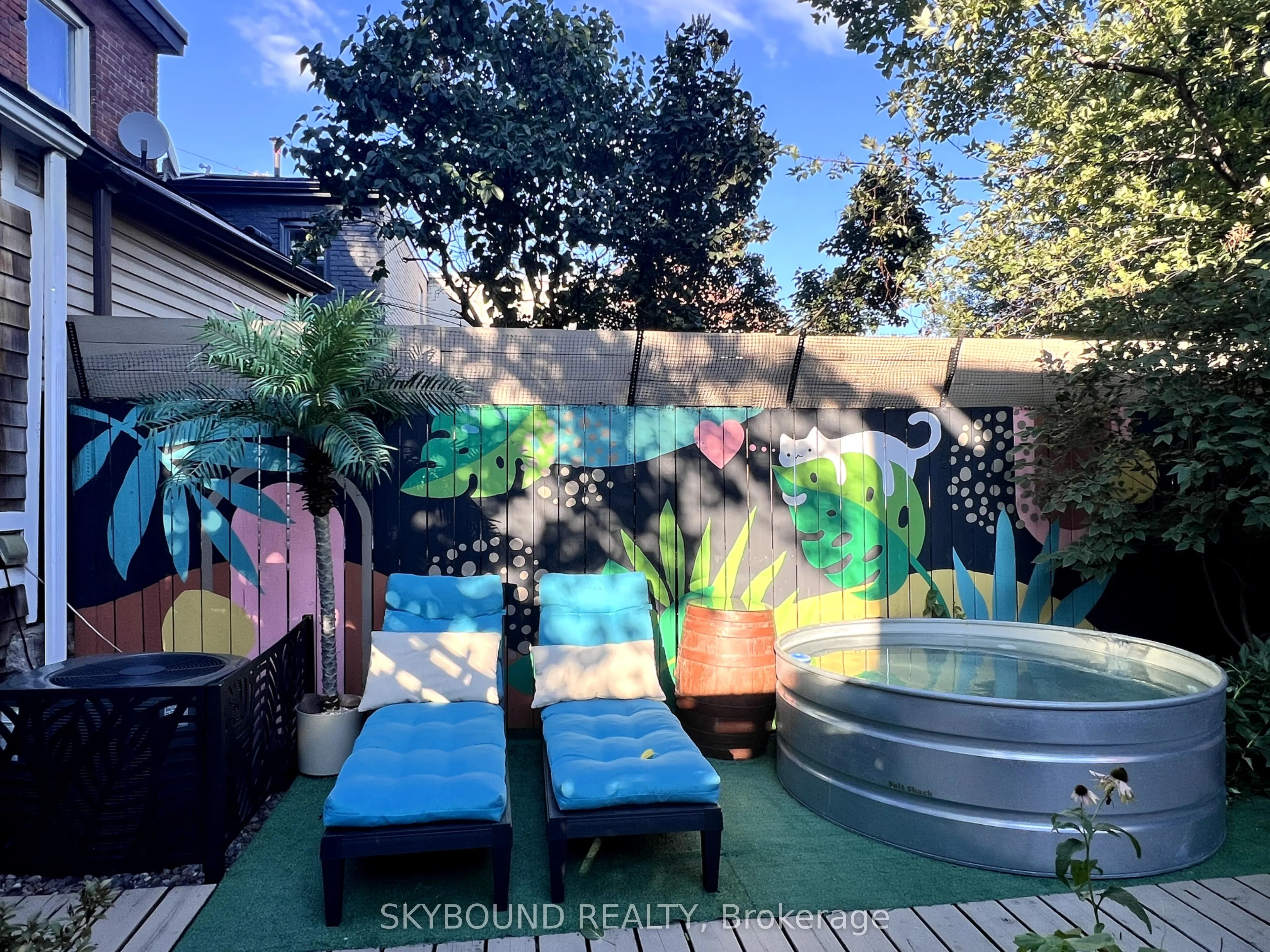 2043 Davenport Road