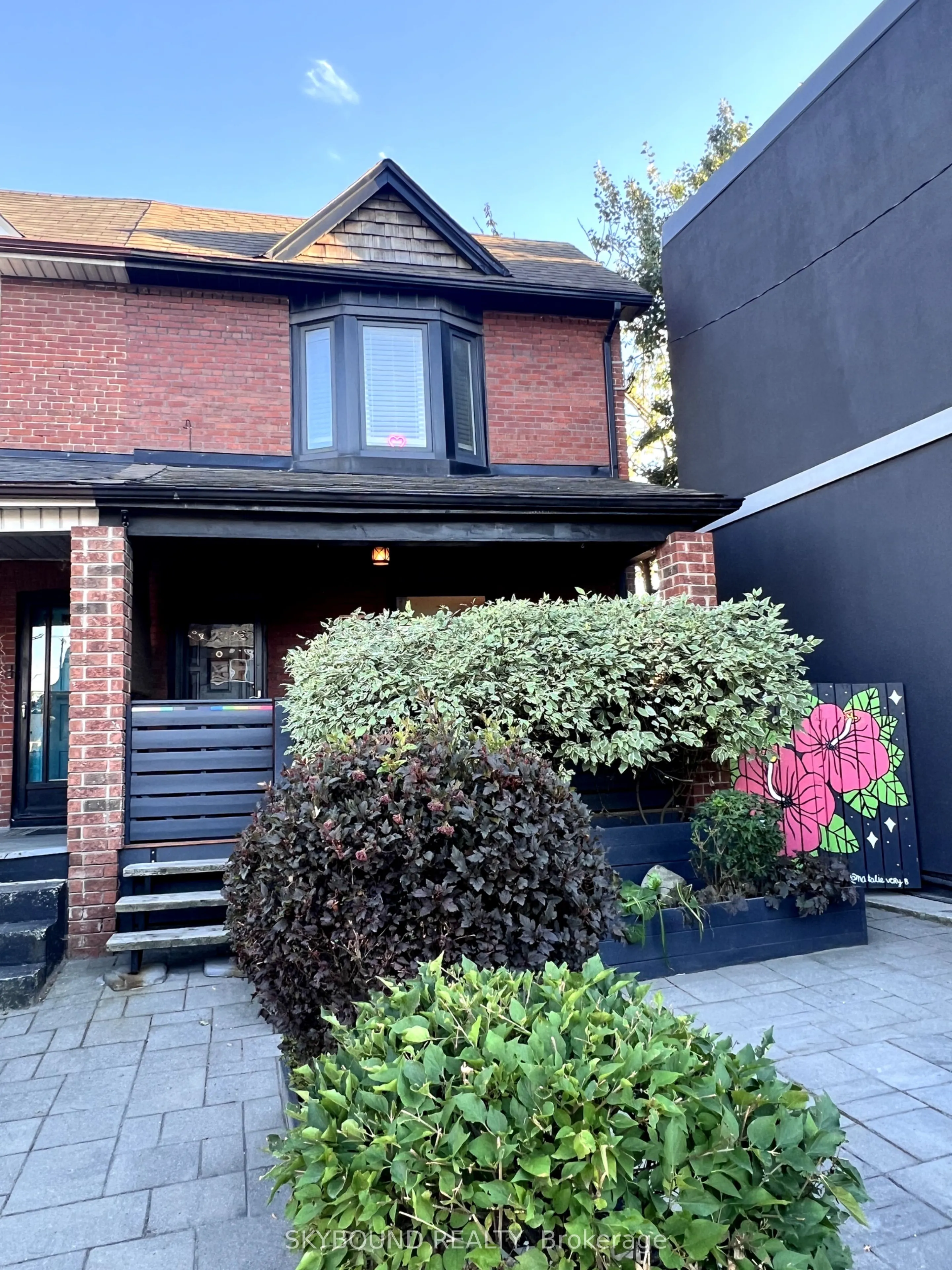 2043 Davenport Road
