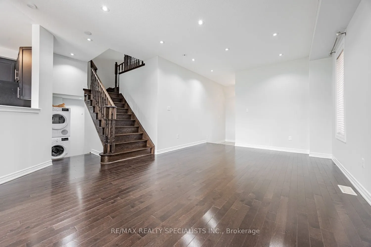 45 Borrelli Drive, #Upper