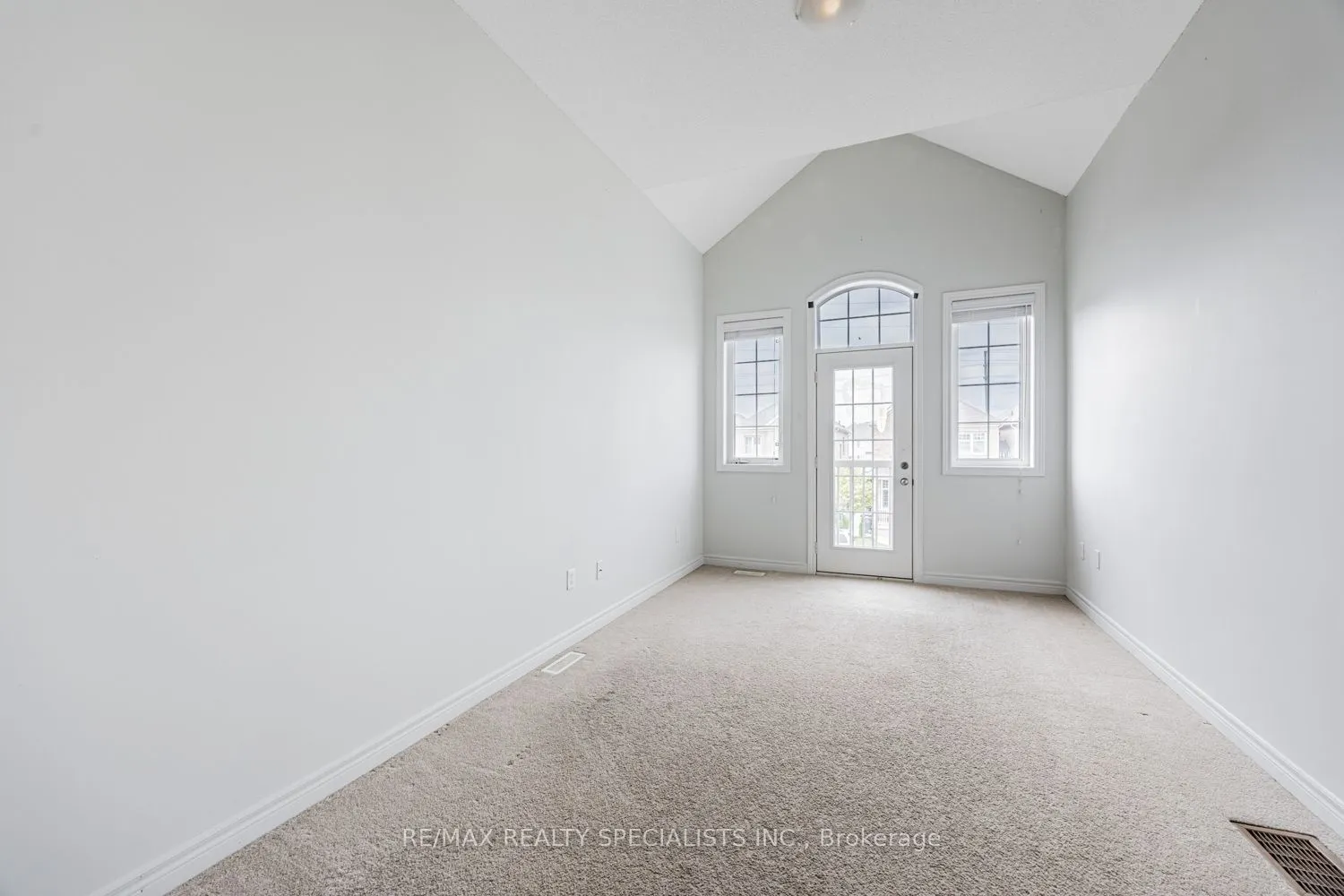 45 Borrelli Drive, #Upper