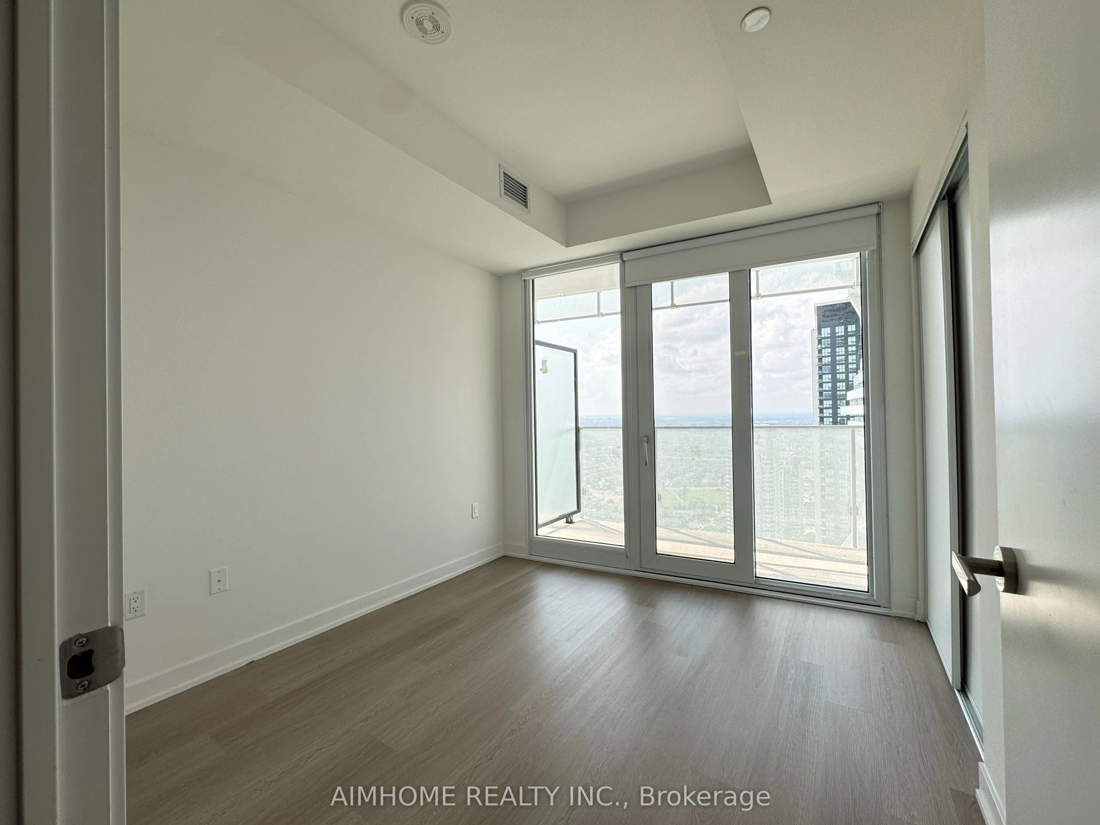 3883 Quartz Road, #3902