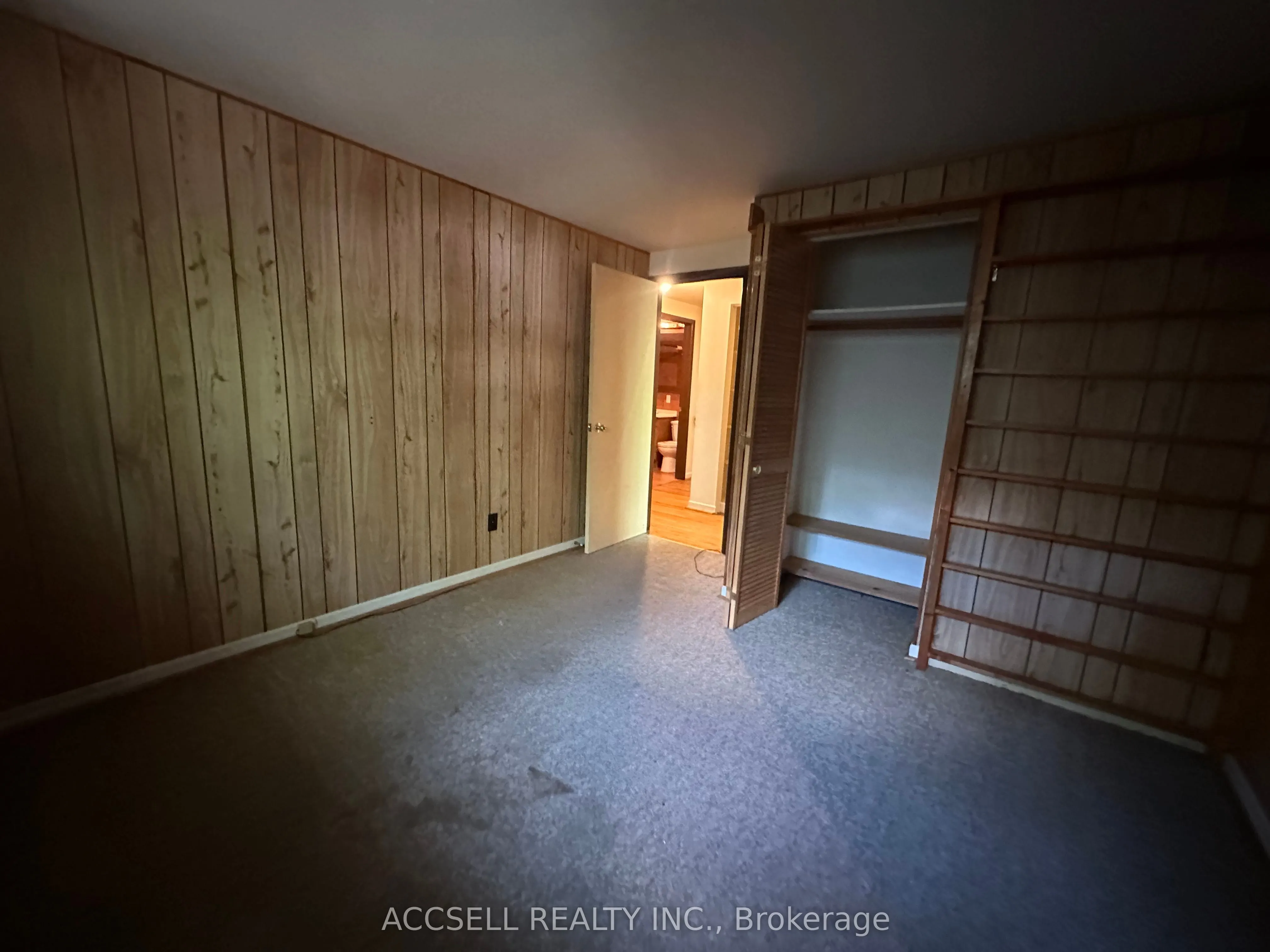 137 Earnscliffe Circle
