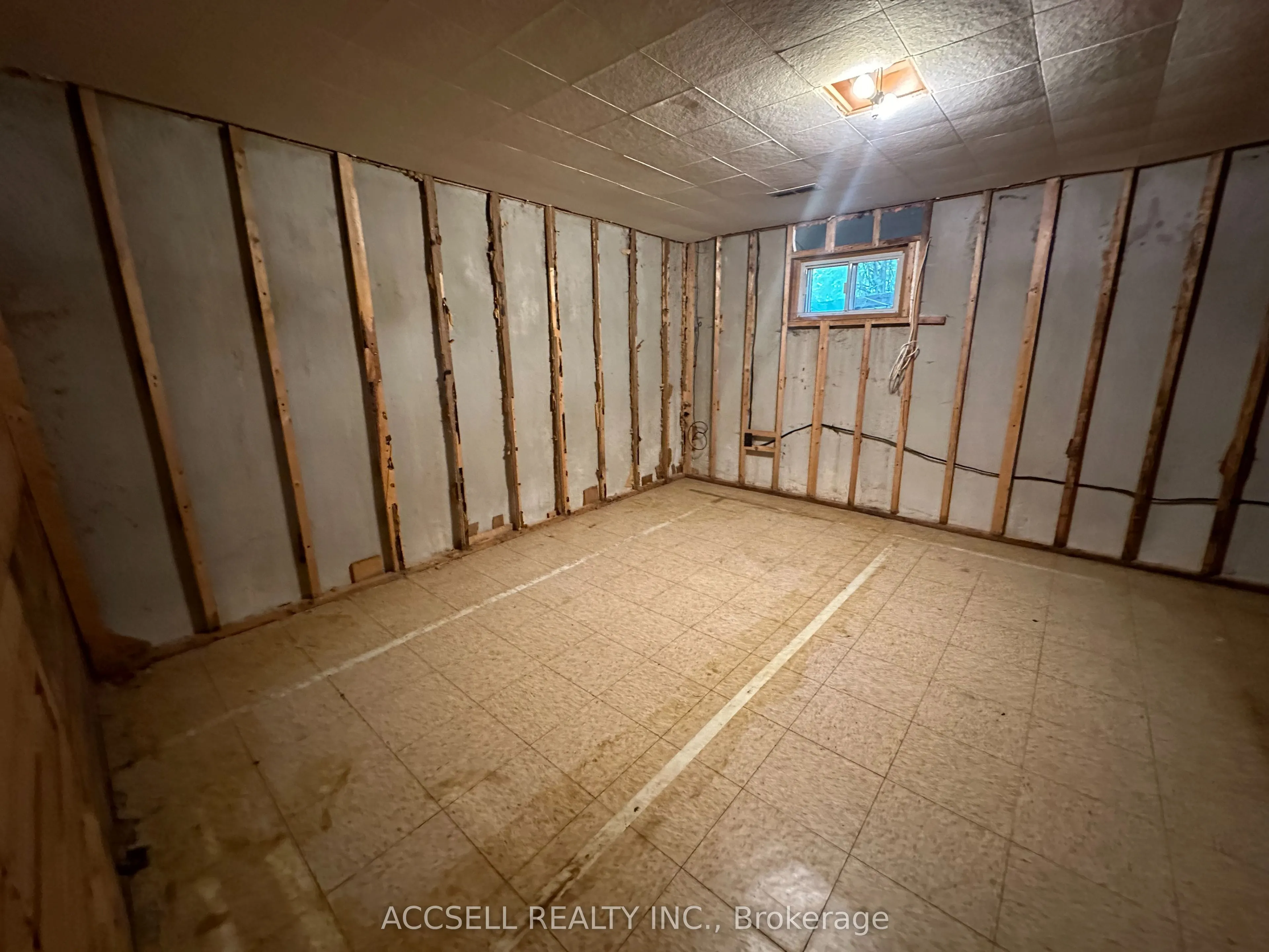 137 Earnscliffe Circle