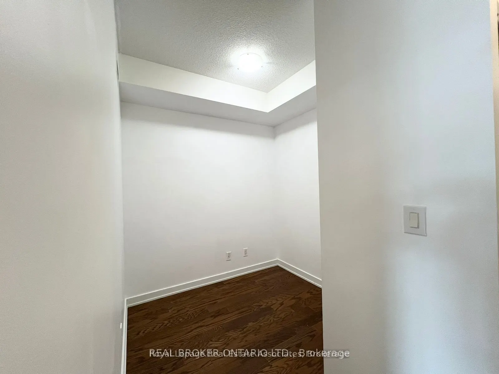 4403 Confederation Parkway, #4070