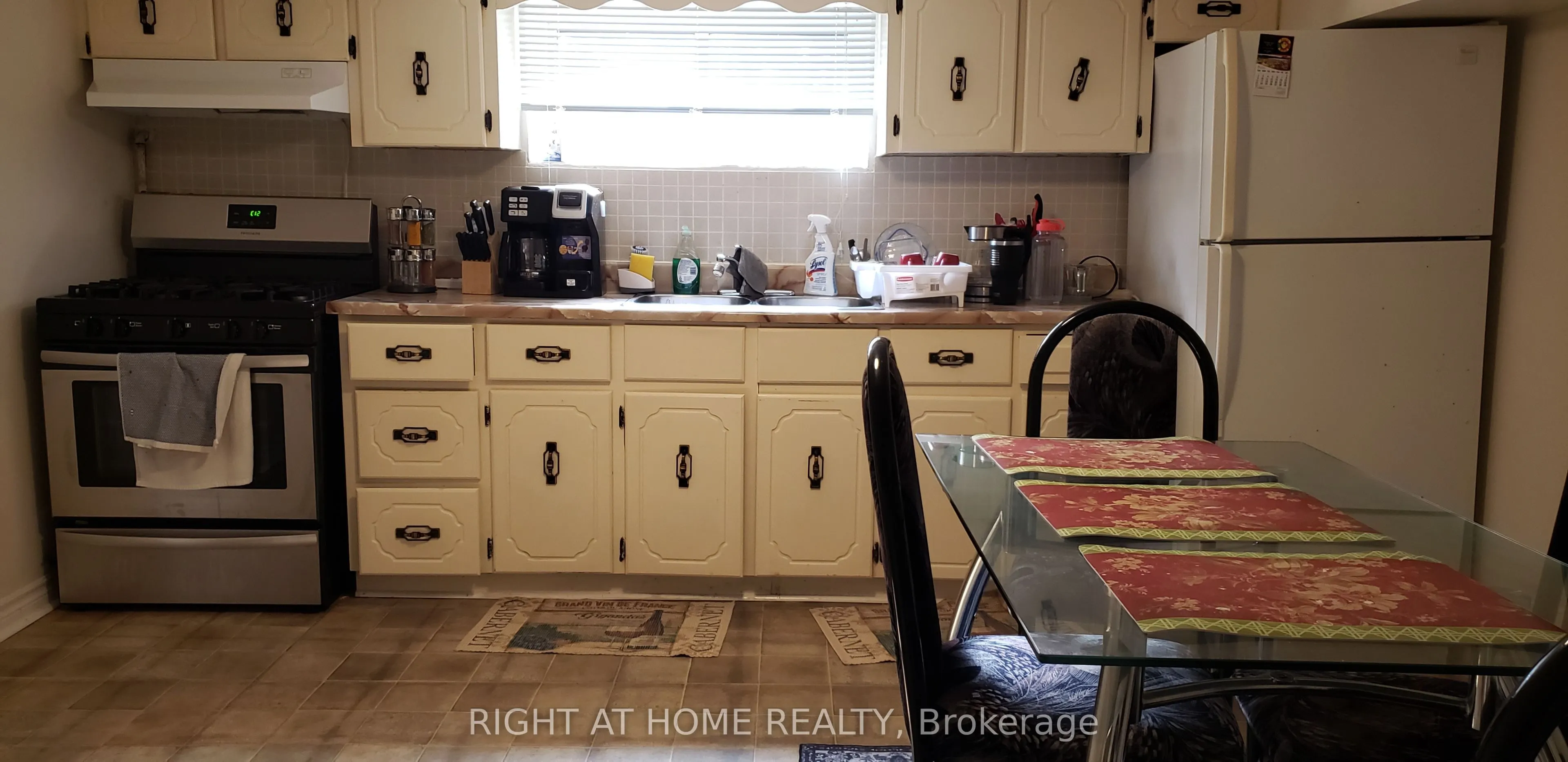 134 Locksley Avenue