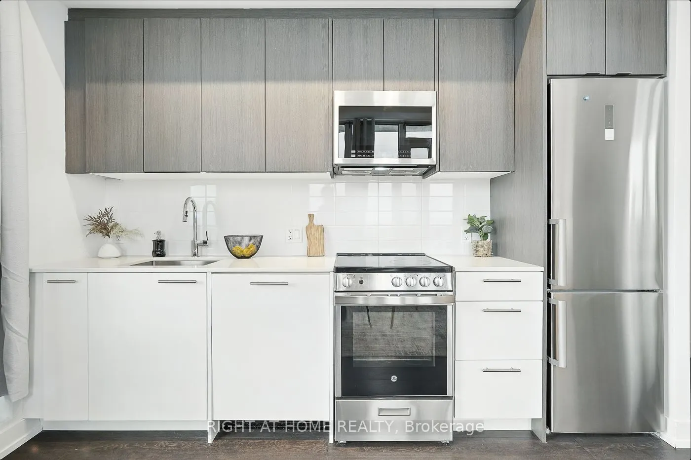 215 Veterans Drive S, #3