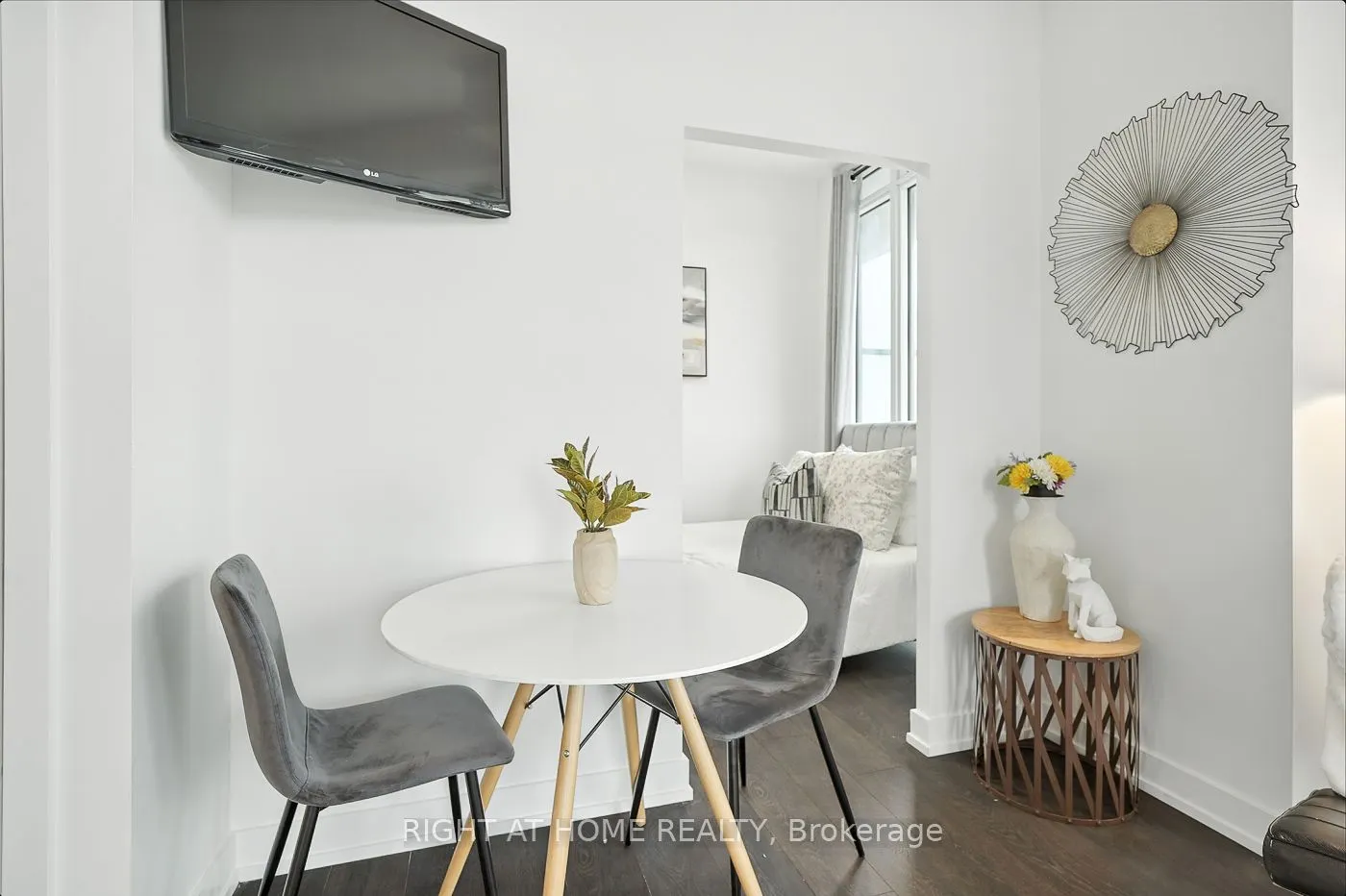 215 Veterans Drive S, #3
