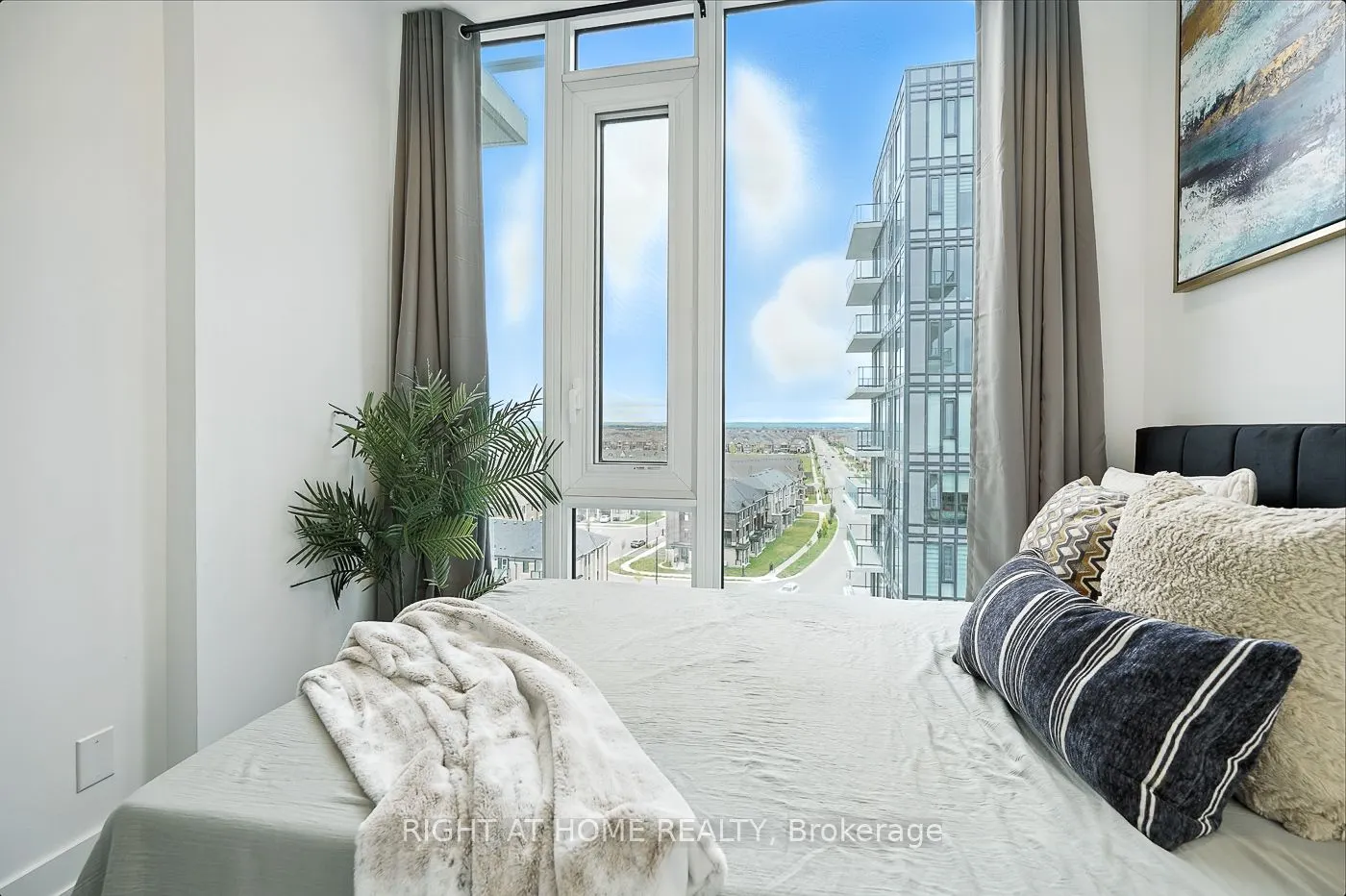 215 Veterans Drive S, #3