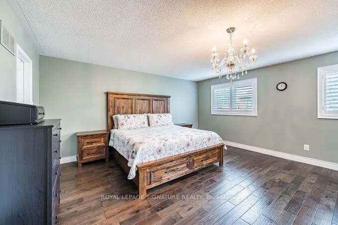 6874 Lisgar Drive