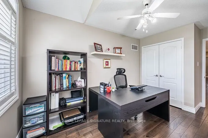 6874 Lisgar Drive
