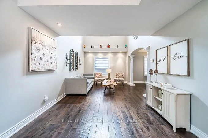 6874 Lisgar Drive