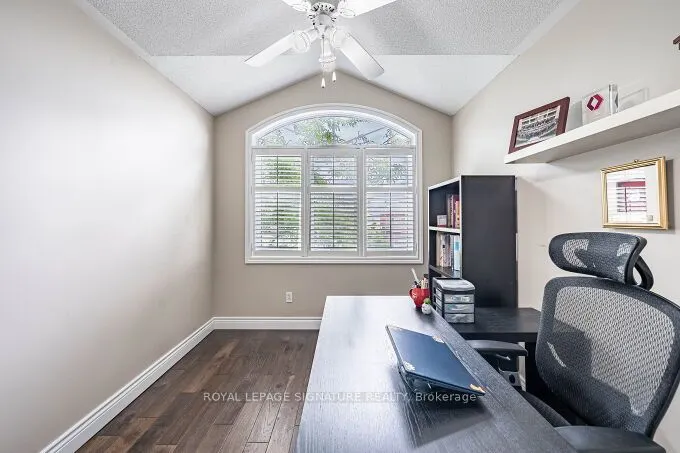 6874 Lisgar Drive
