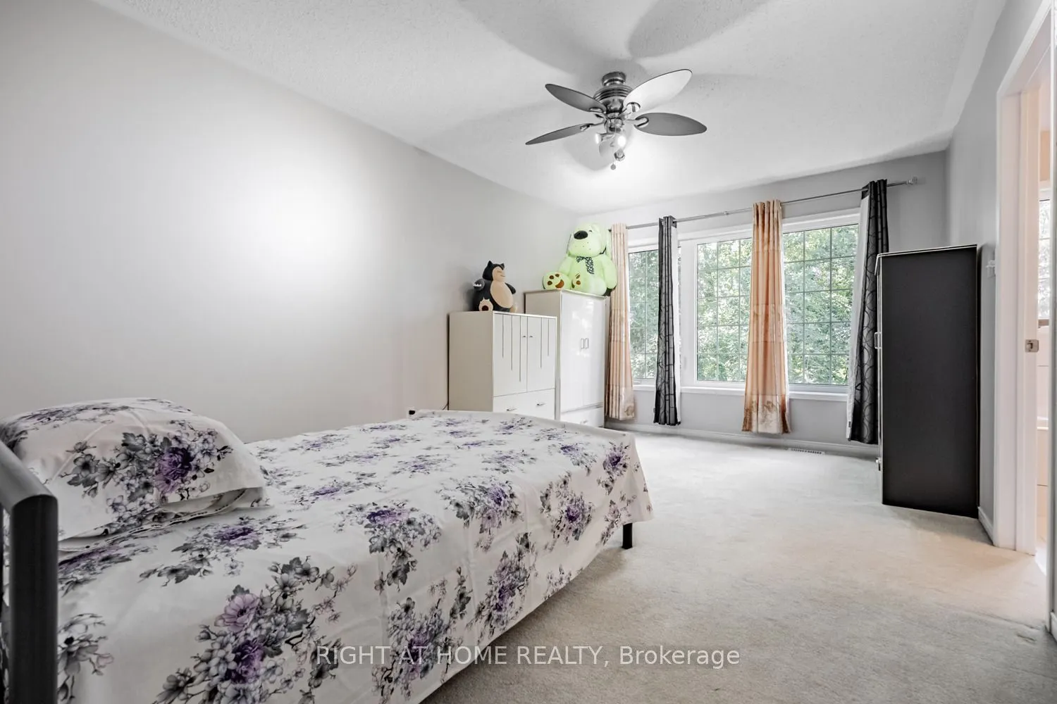 33 Promenade Trail
