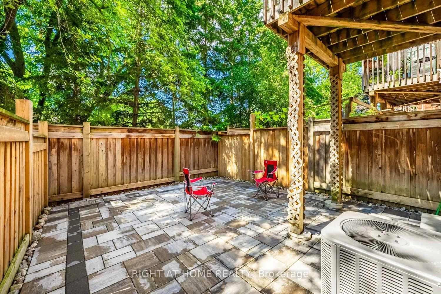 33 Promenade Trail