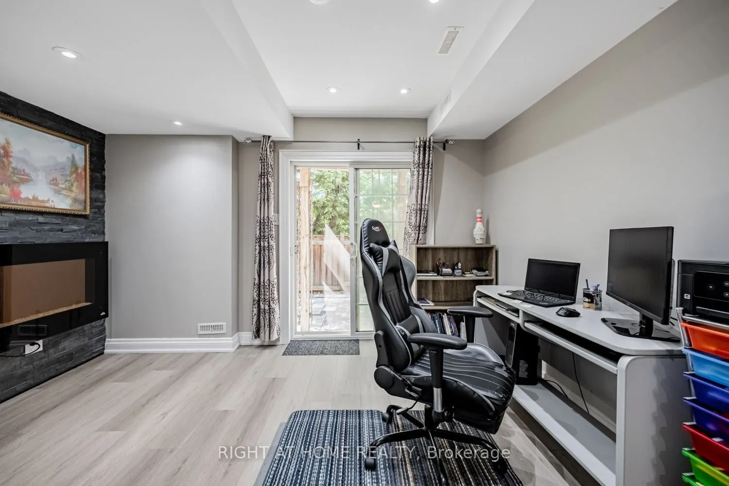 33 Promenade Trail