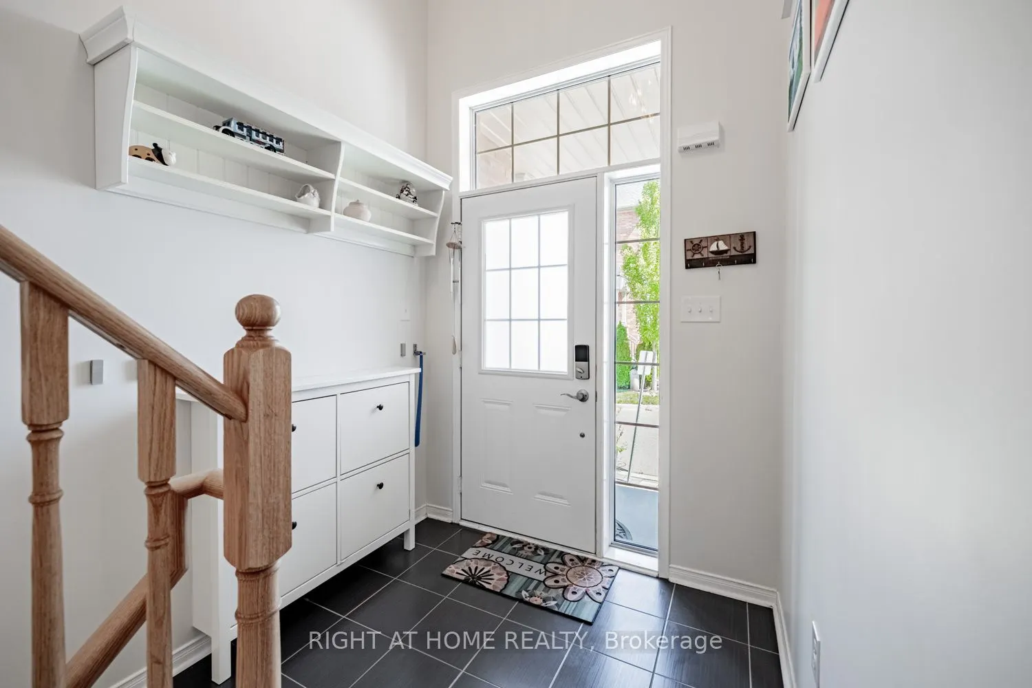 33 Promenade Trail