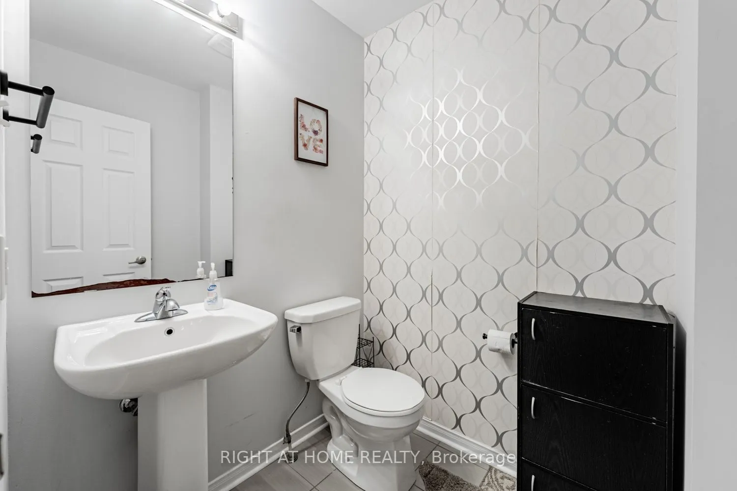 33 Promenade Trail