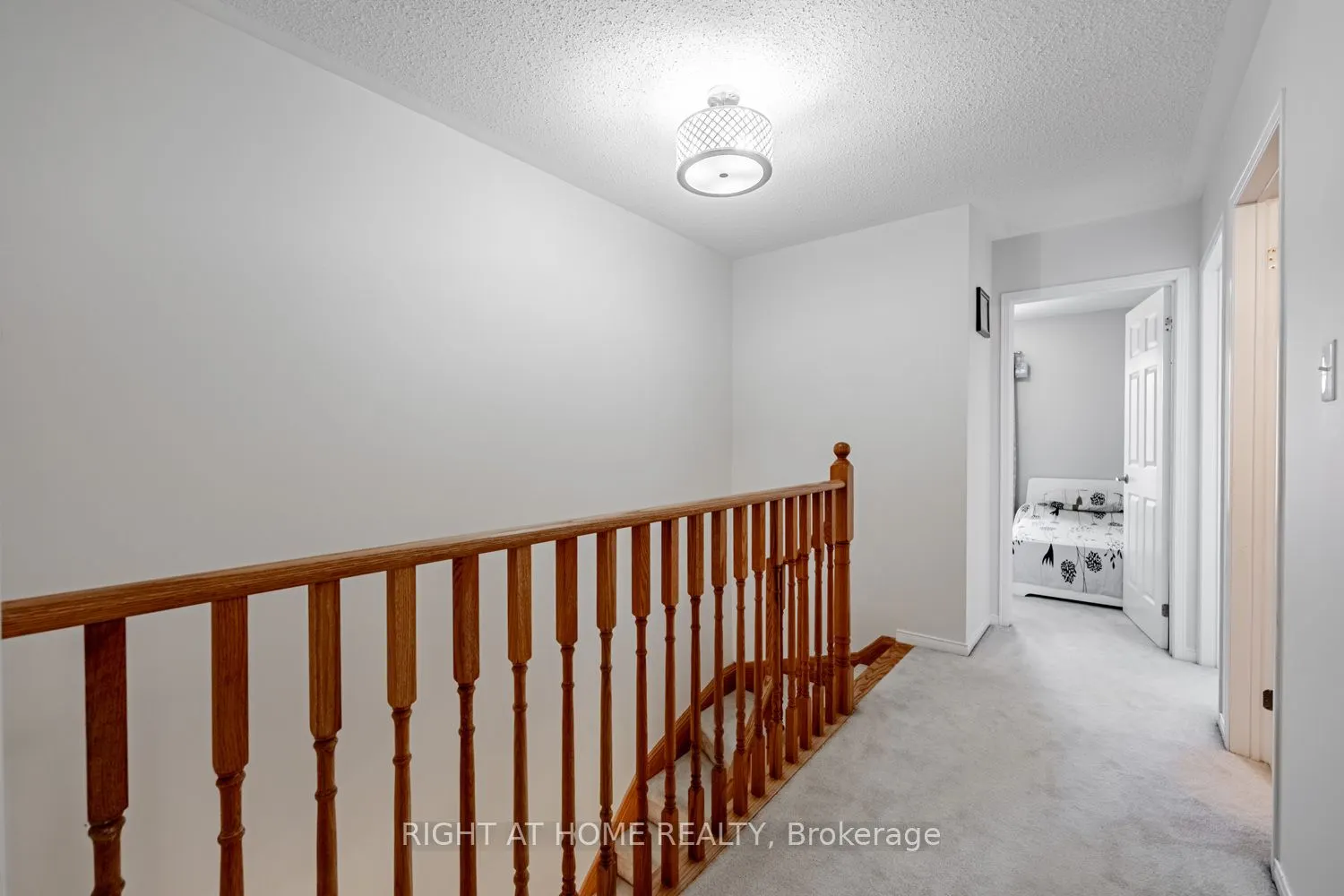 33 Promenade Trail