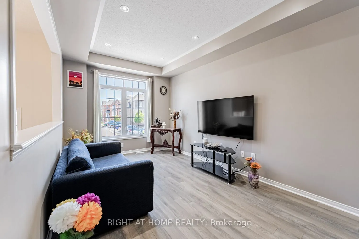 33 Promenade Trail