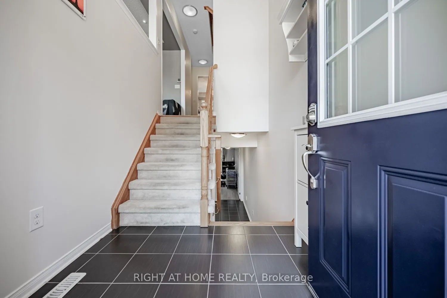 33 Promenade Trail