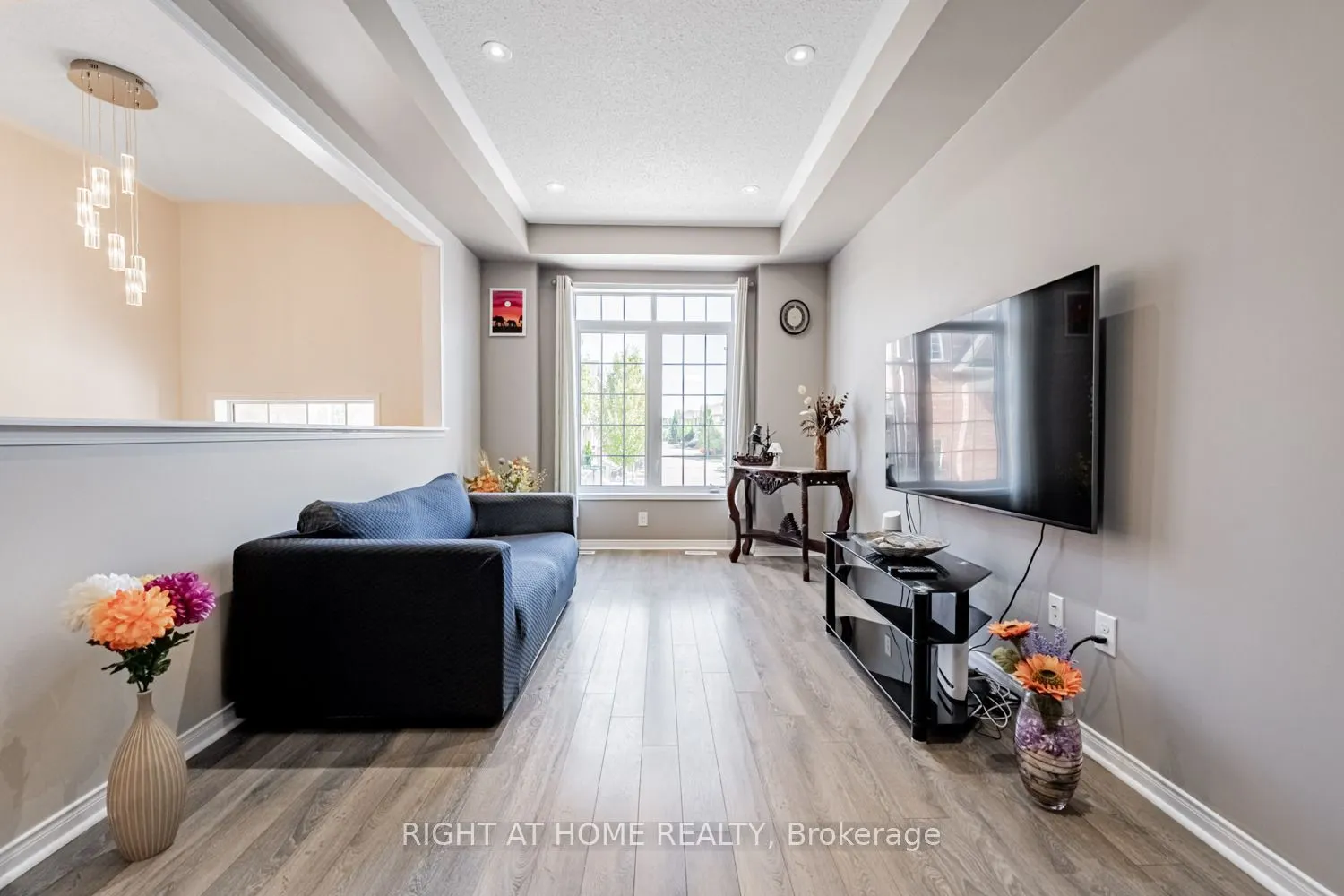 33 Promenade Trail