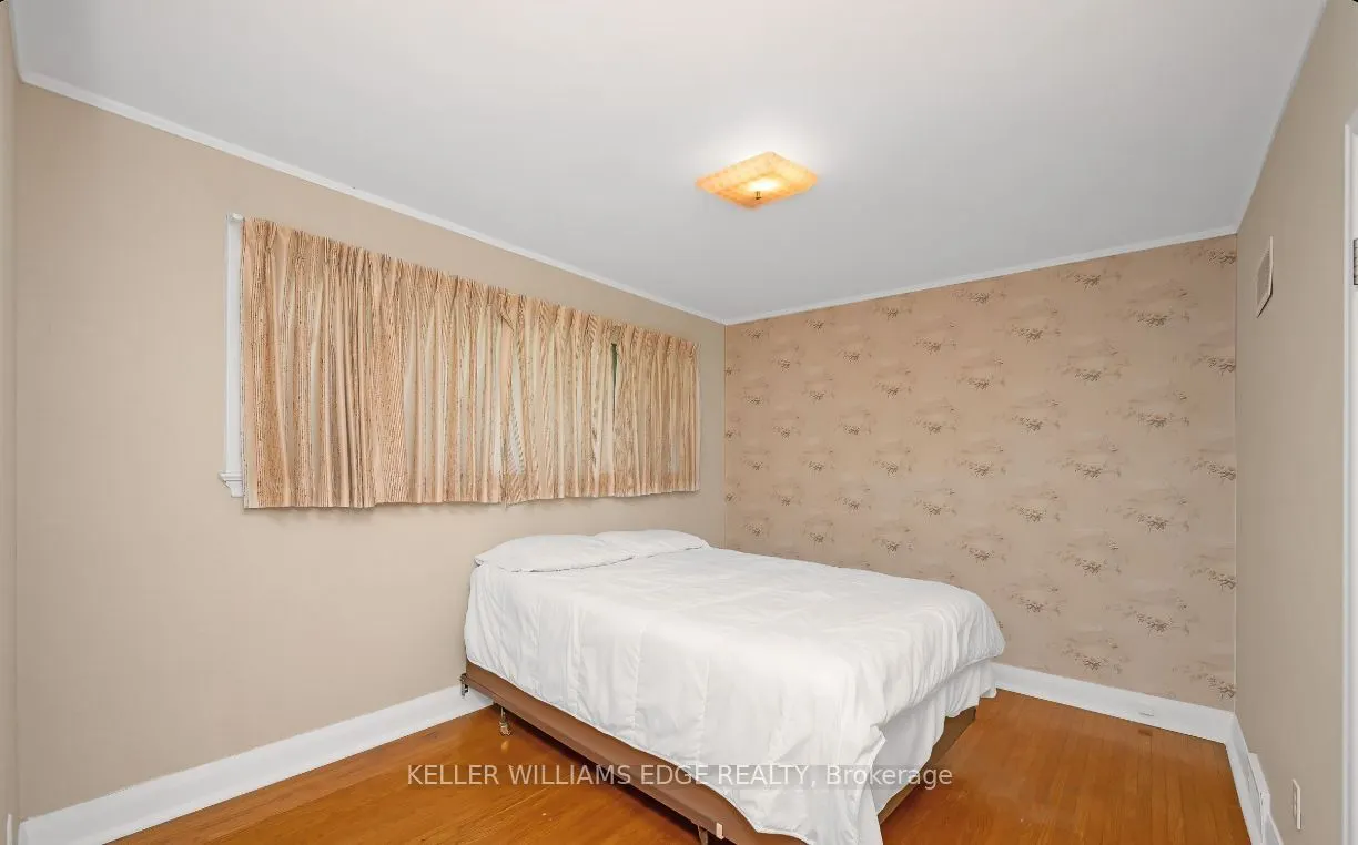 405 Stratheden Drive