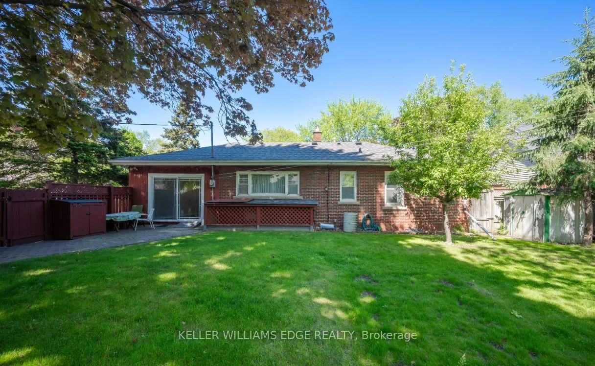 405 Stratheden Drive