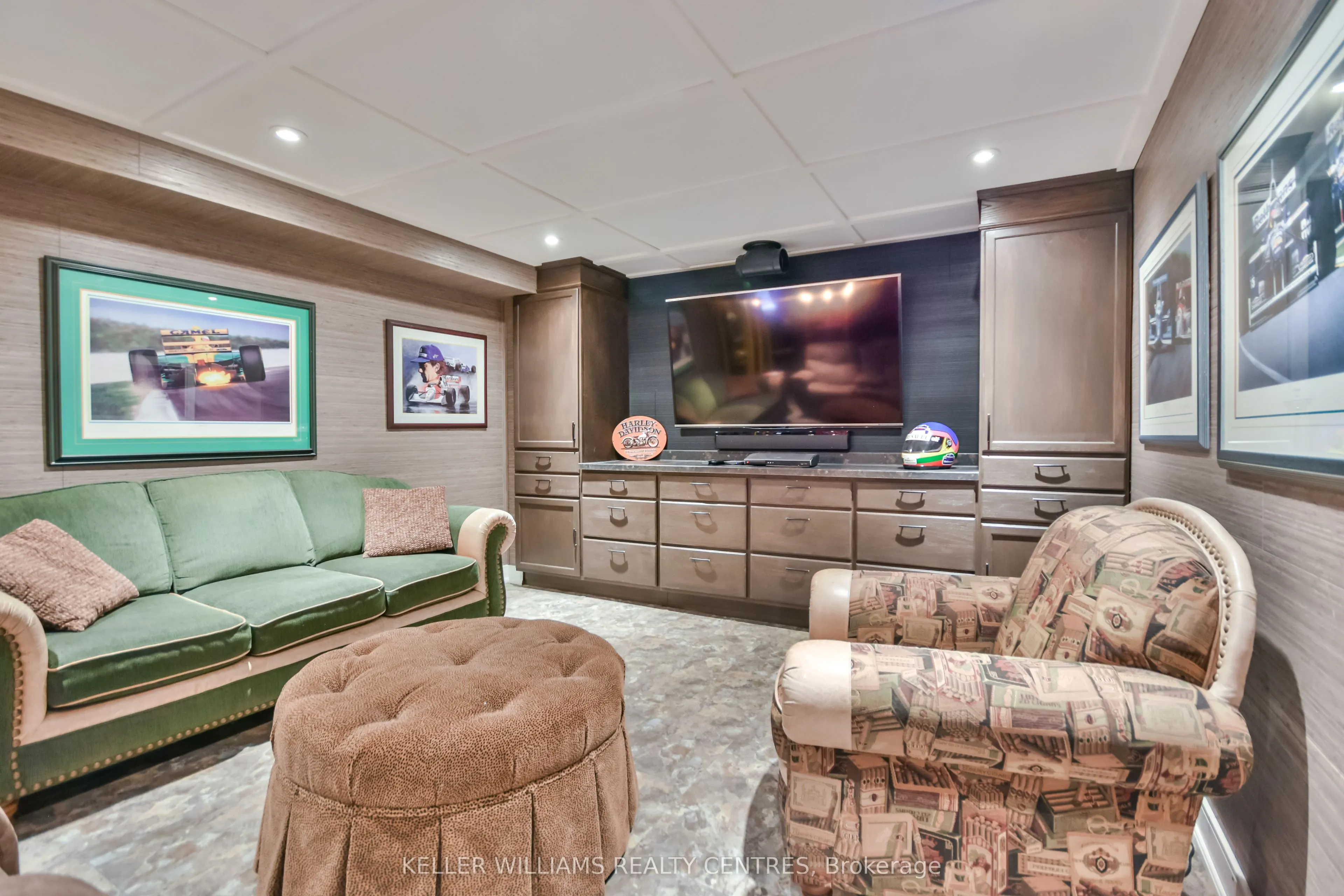 10 Reddington Drive, #1