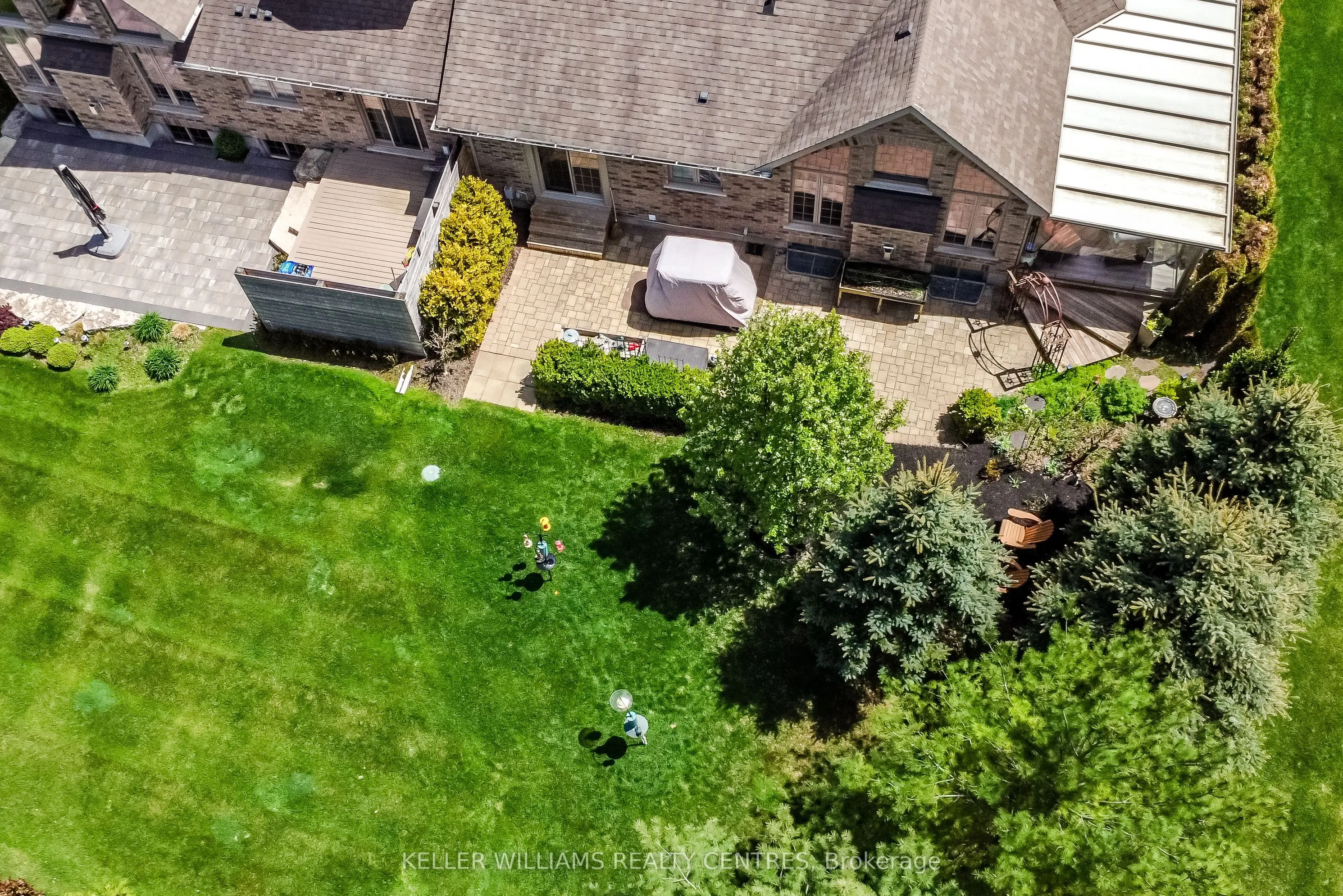 10 Reddington Drive, #1