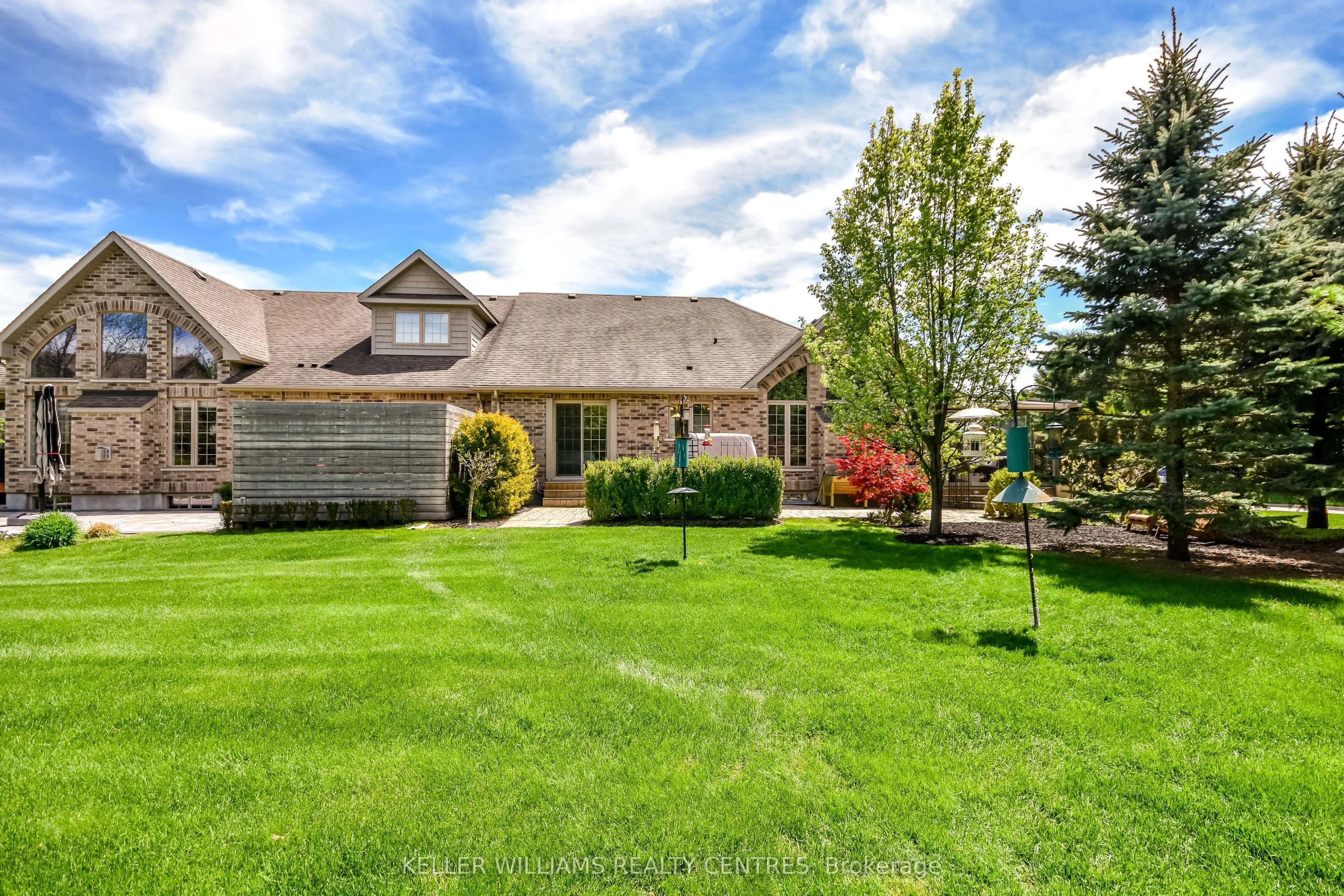 10 Reddington Drive, #1