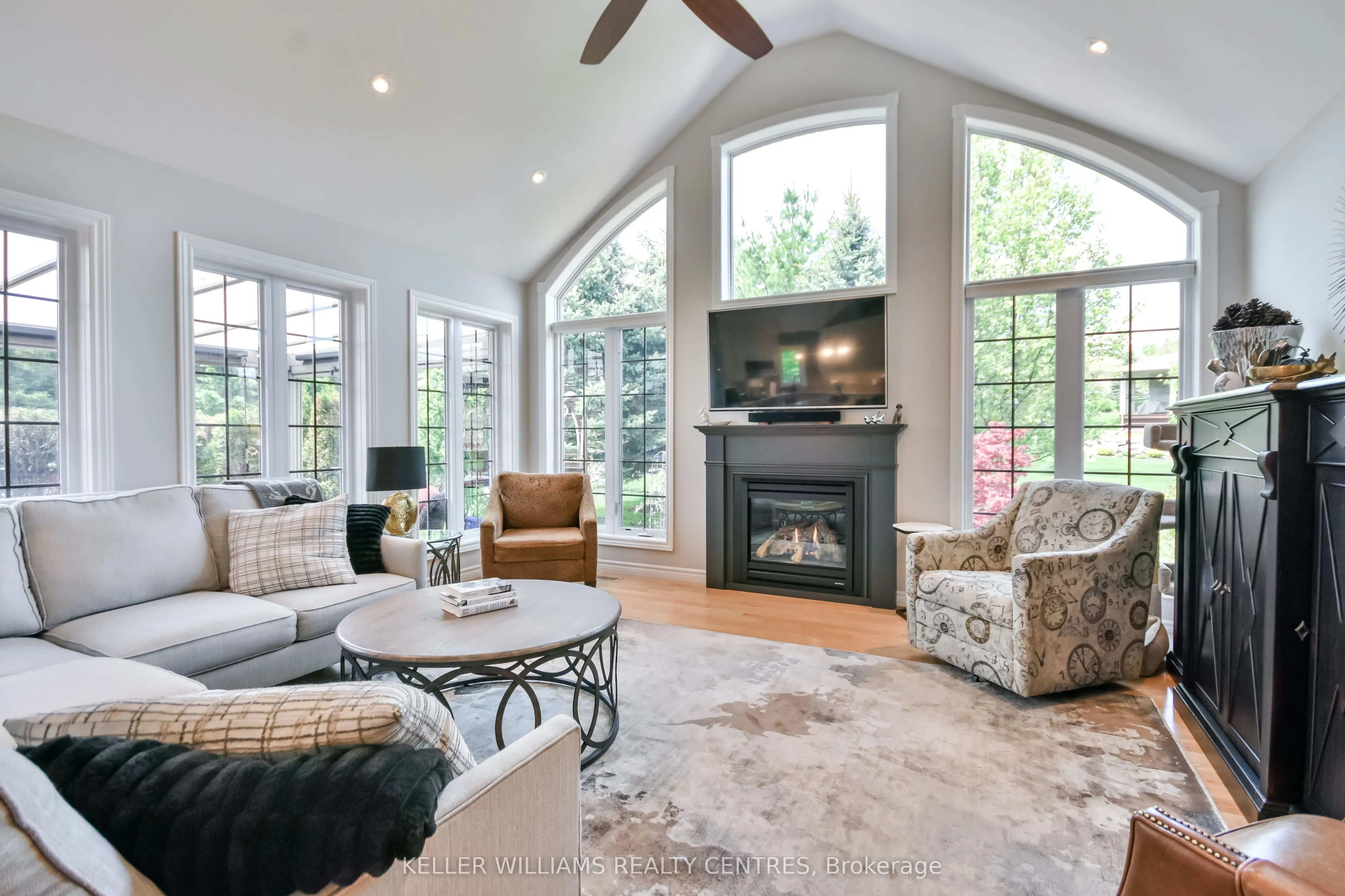 10 Reddington Drive, #1