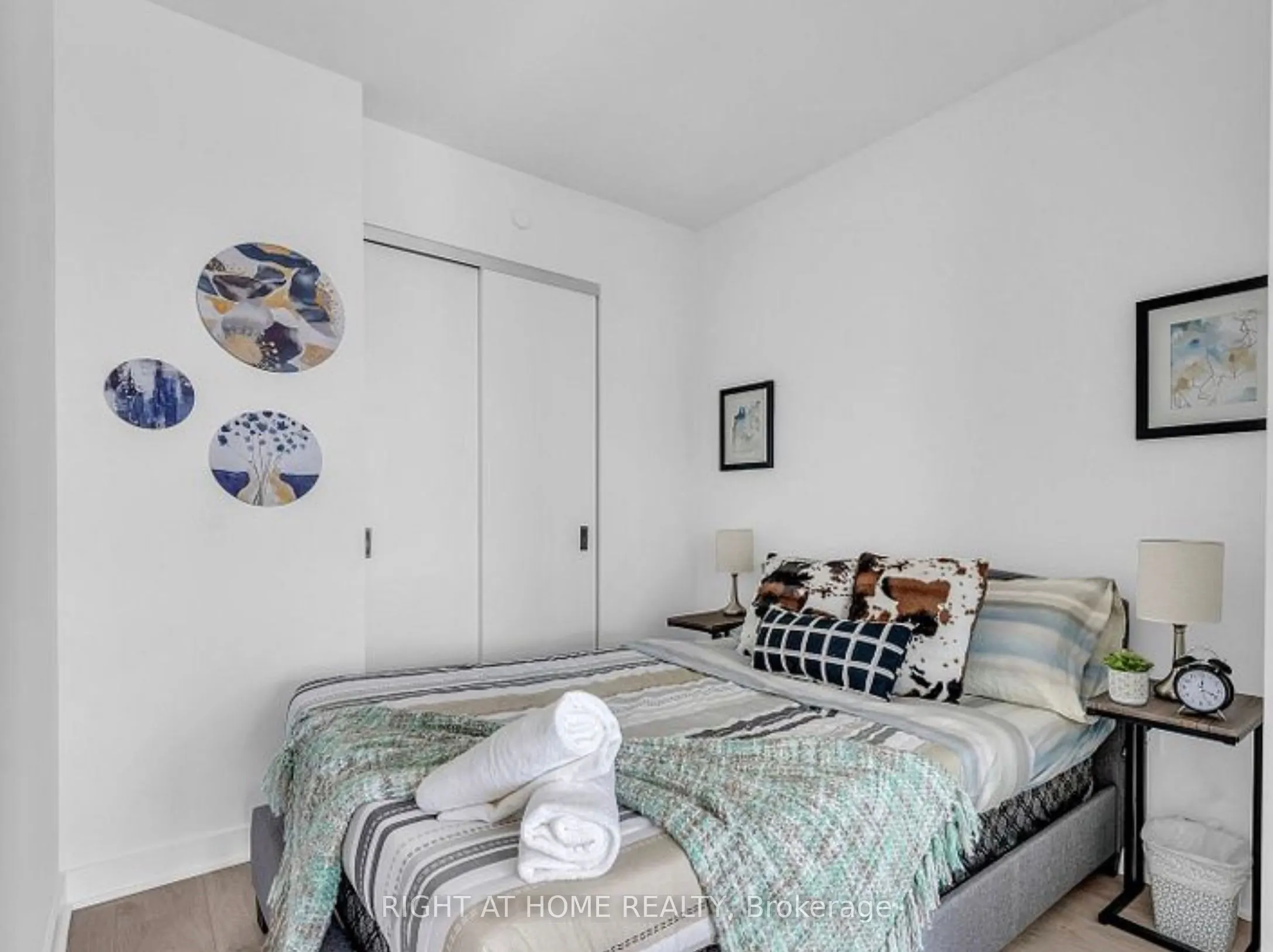 36 ZORRA Street, #328
