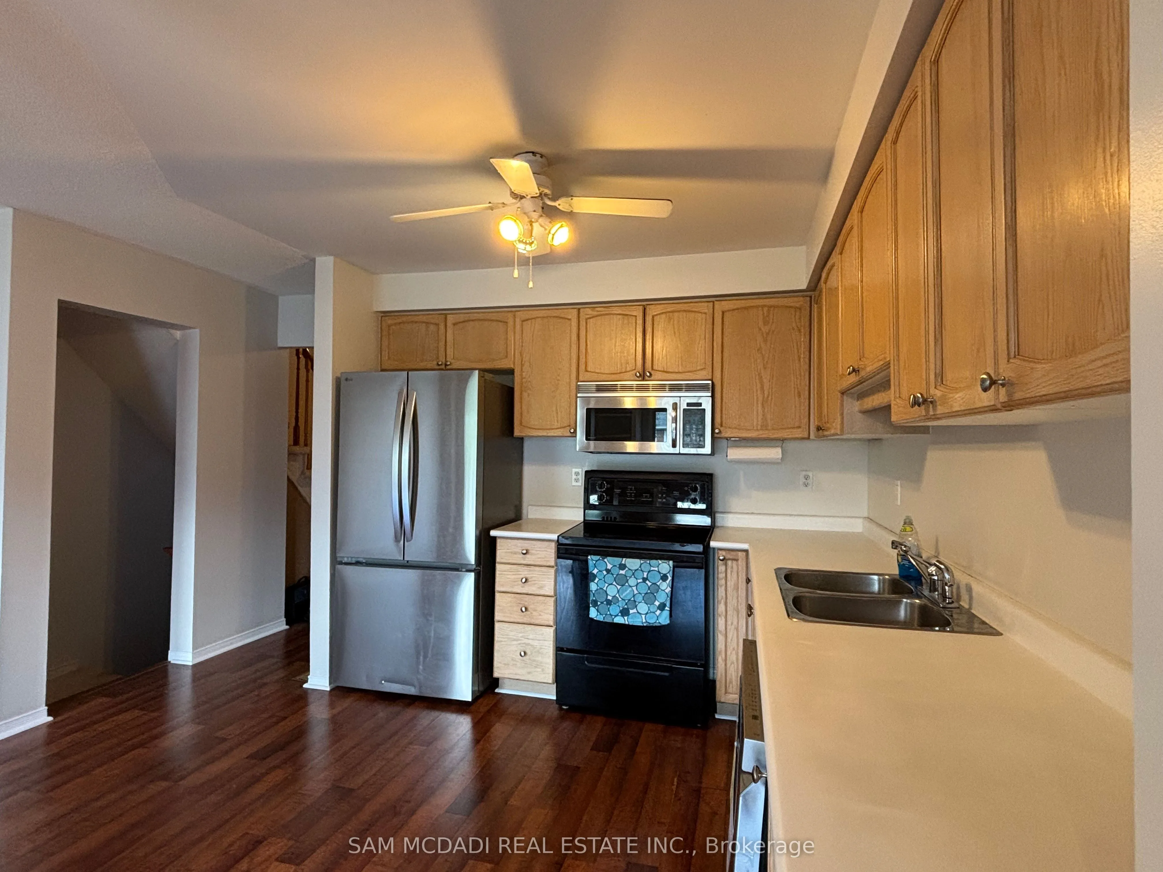 2945 Thomas Street, #102