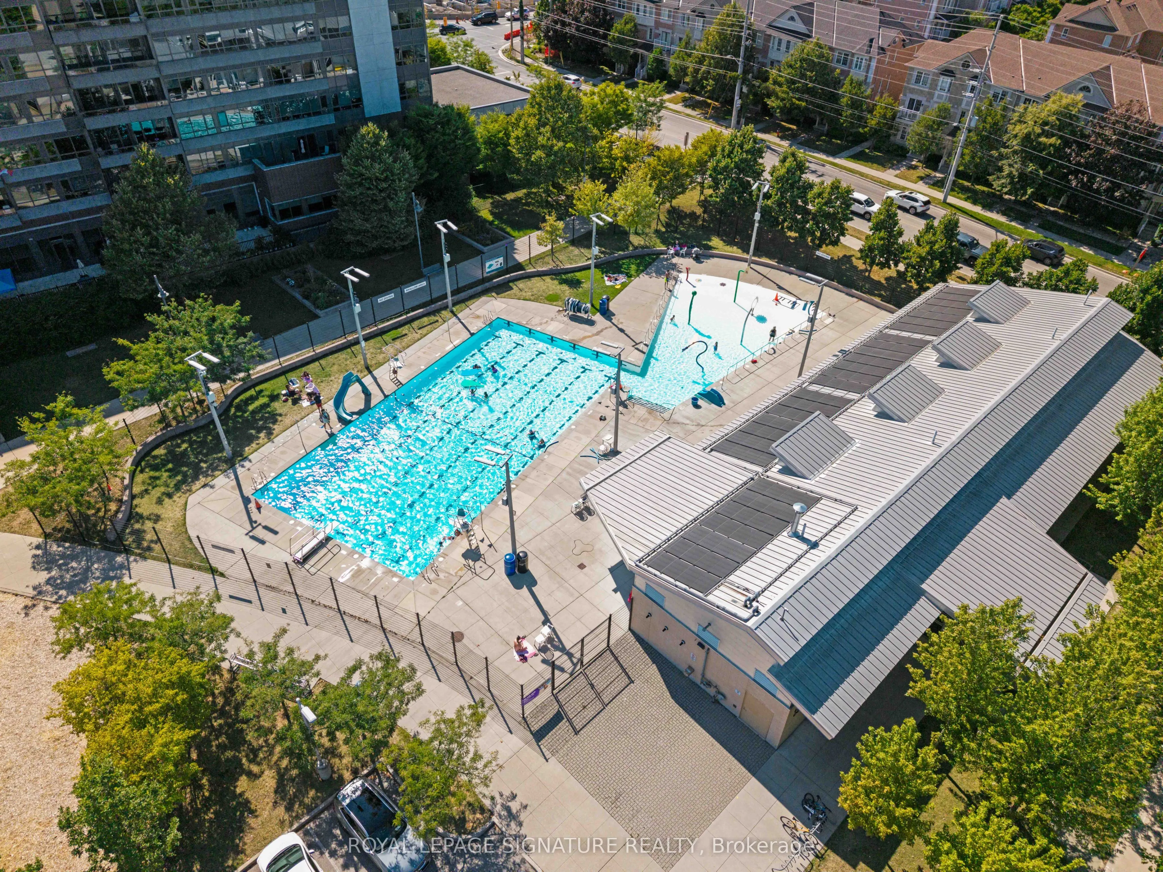 1 Hurontario Street, #1901