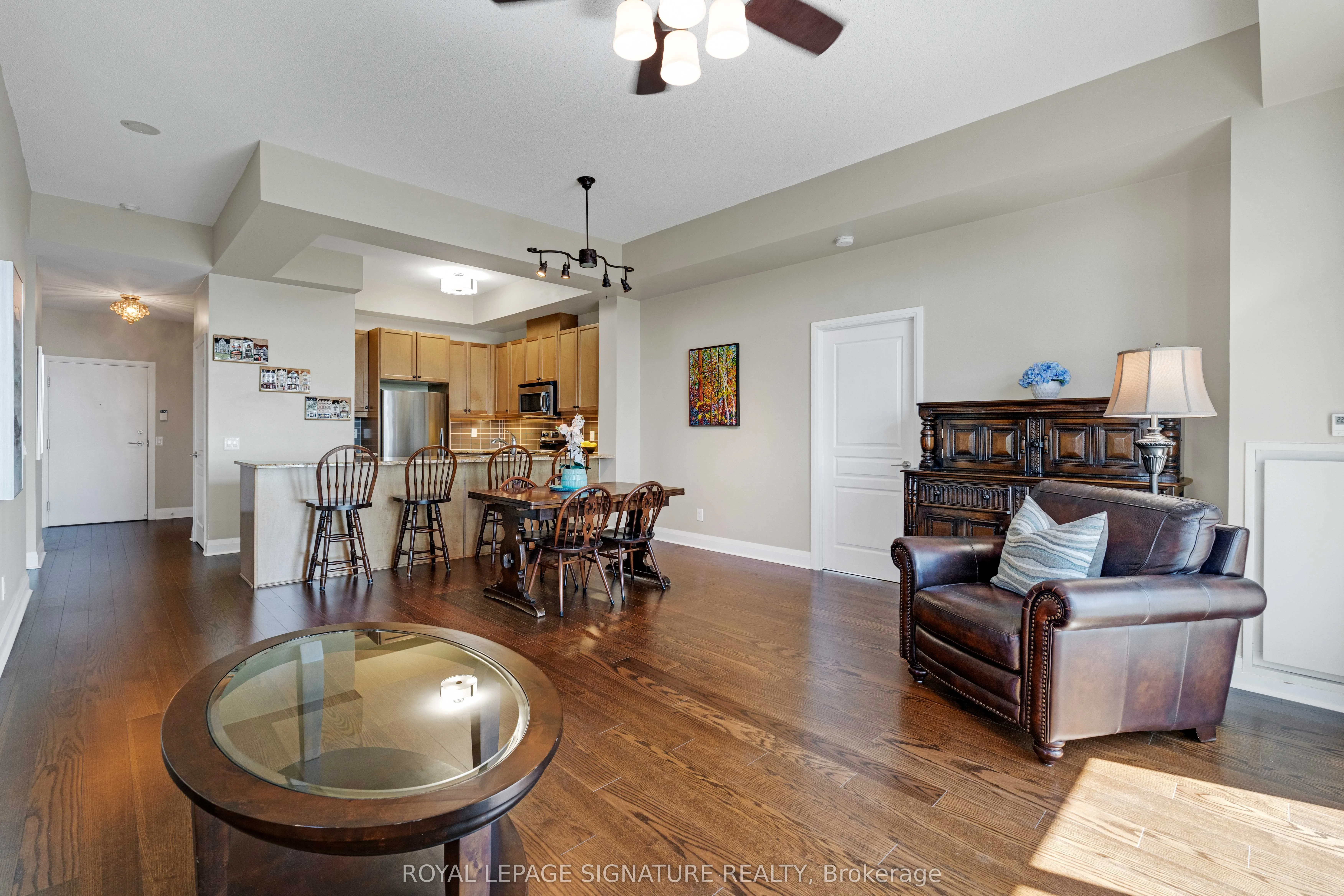 1 Hurontario Street, #1901