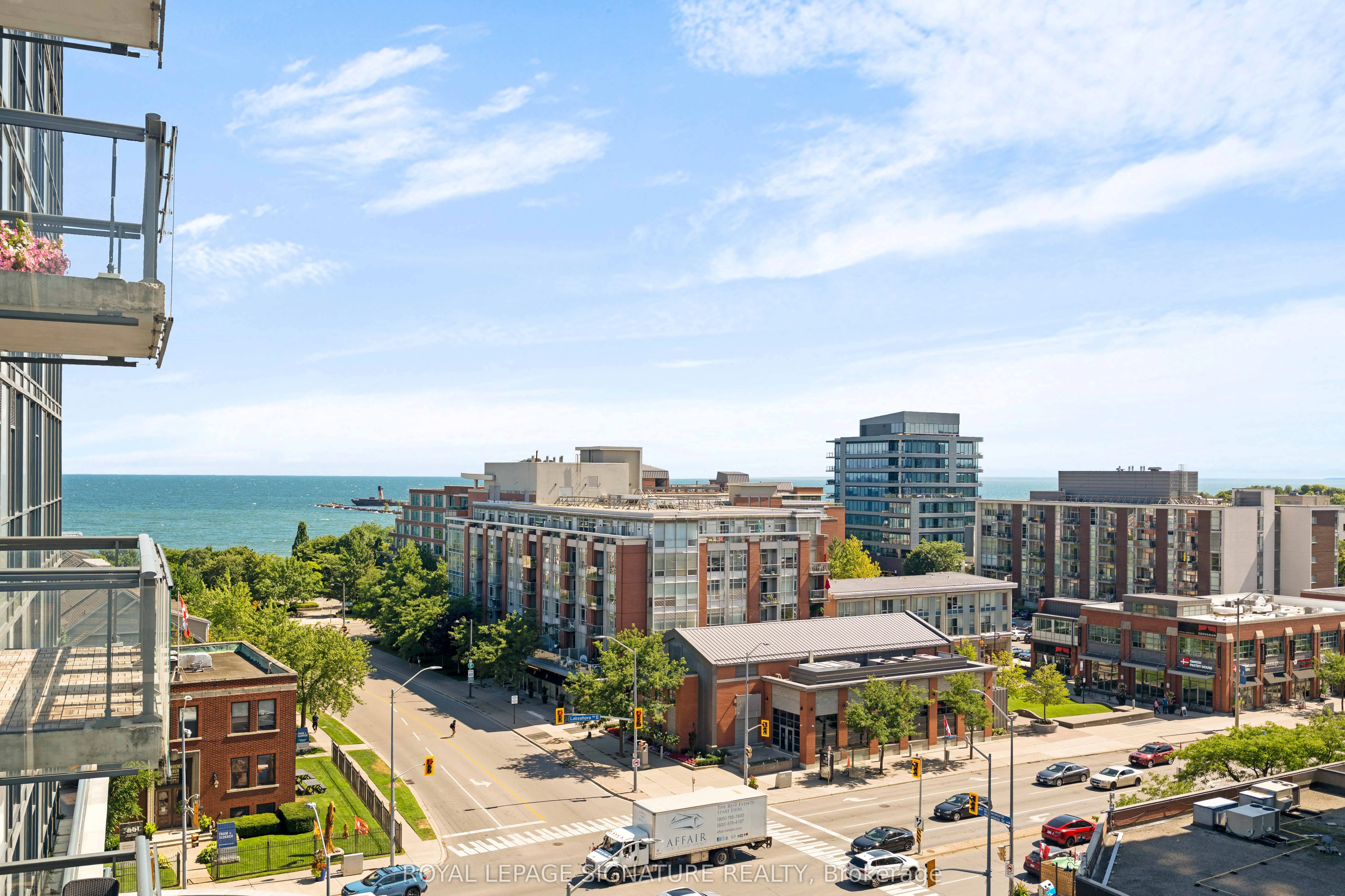 1 Hurontario Street, #1901