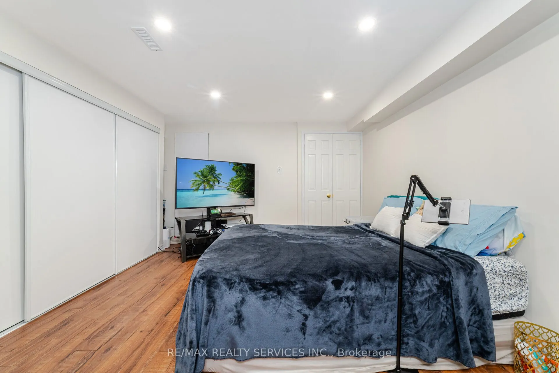 139 Rutherford Road N