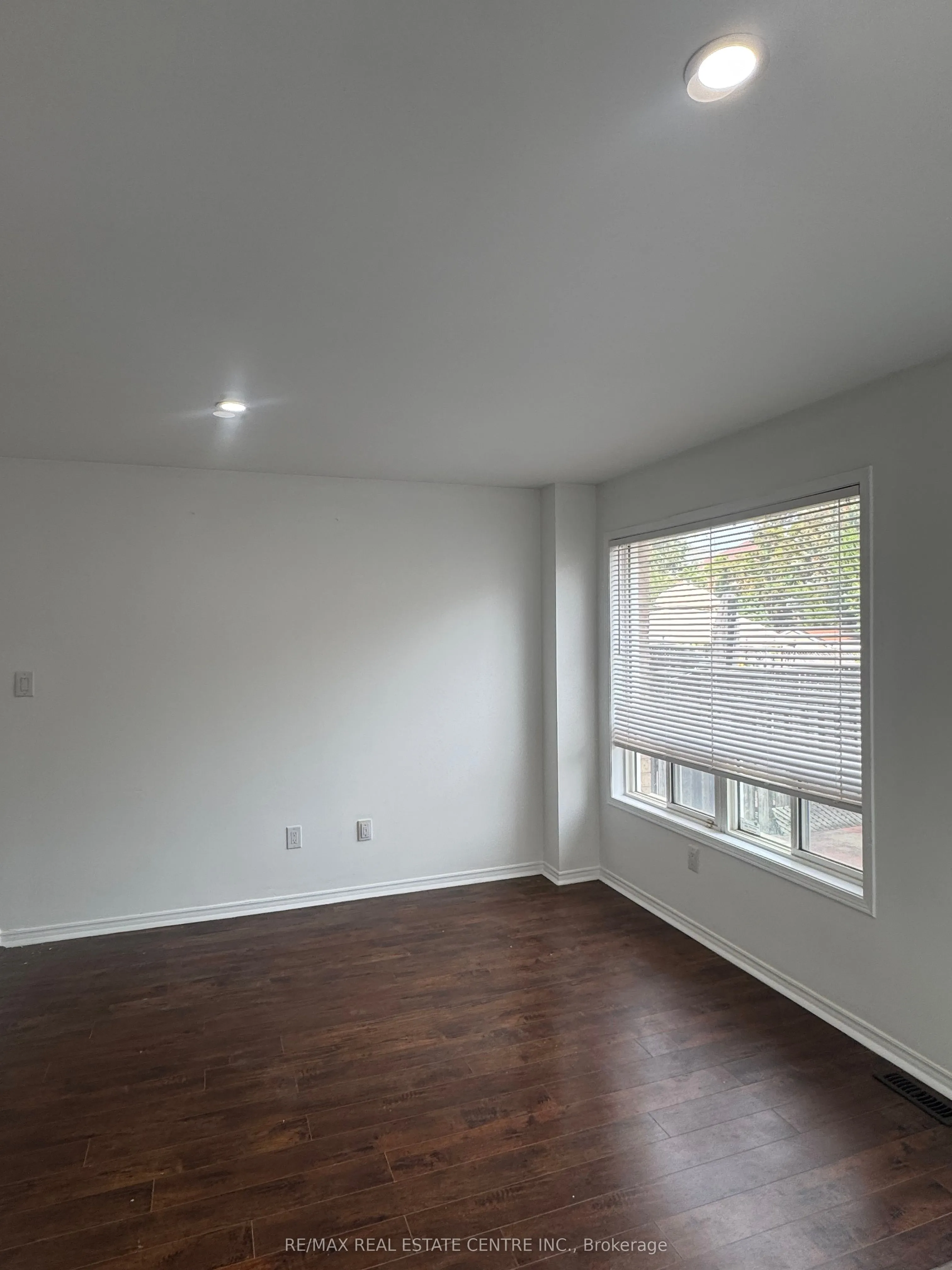 3752 Windhaven Drive