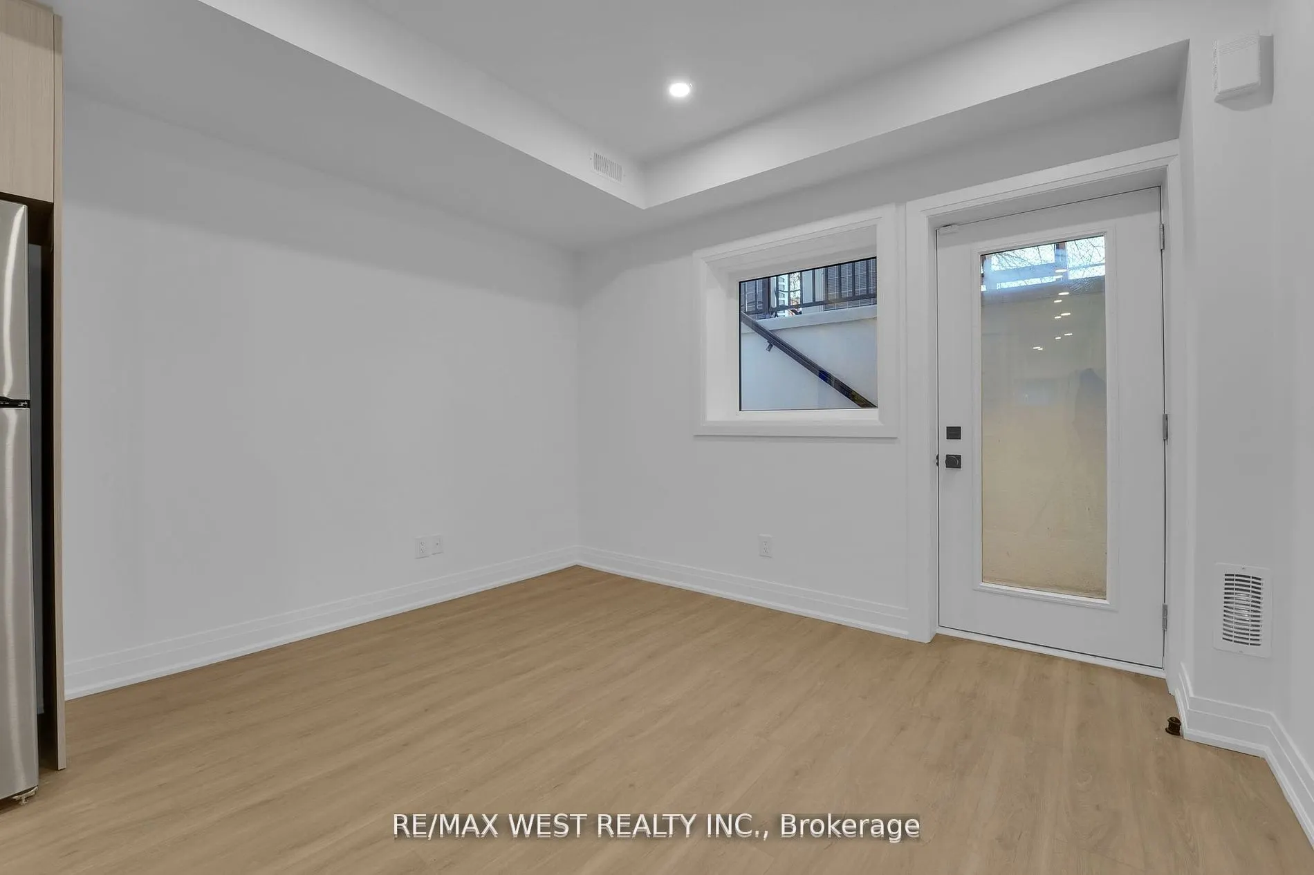 519 St Johns Road, #Lower