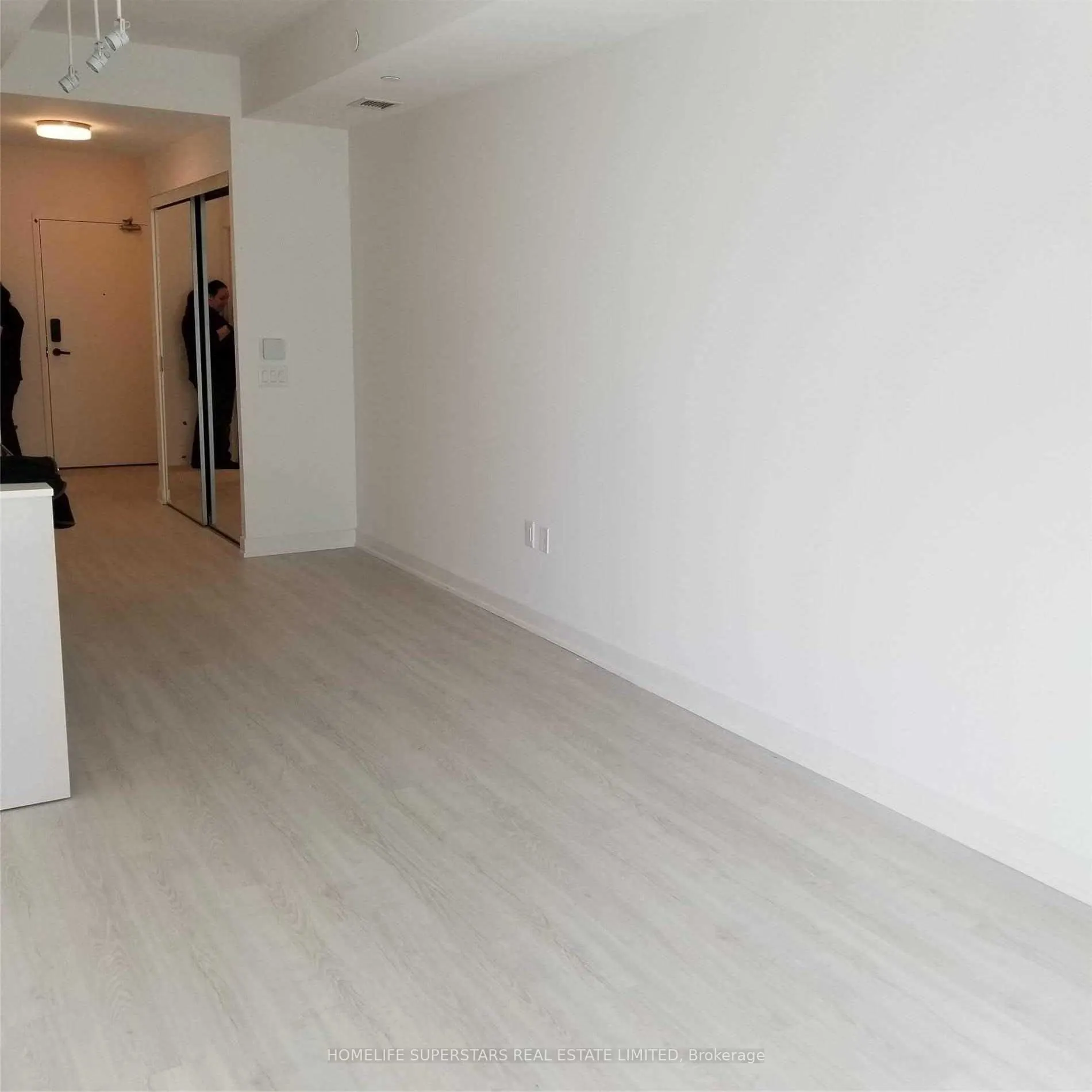 3883 Quartz Road, #503