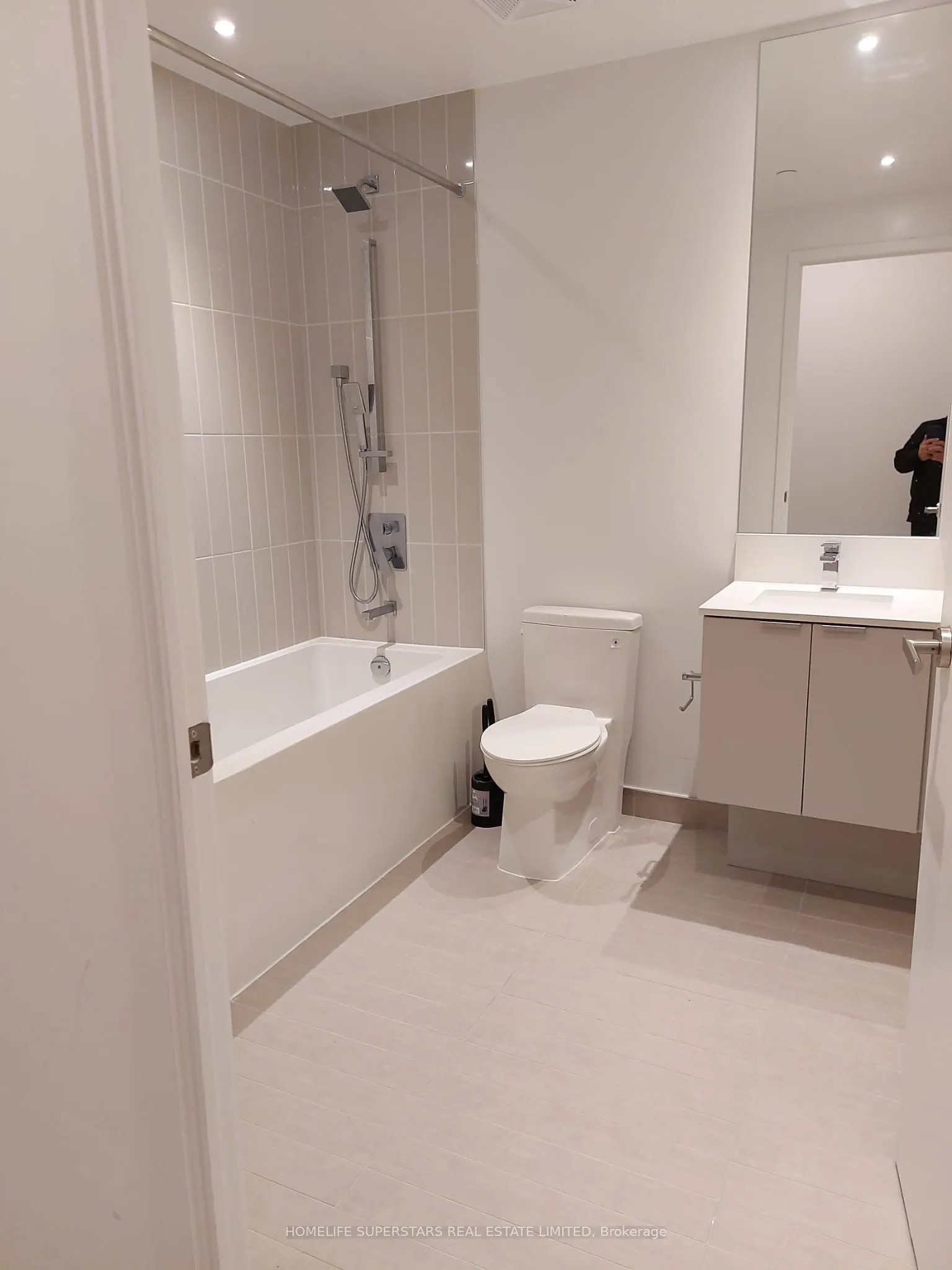 3883 Quartz Road, #503