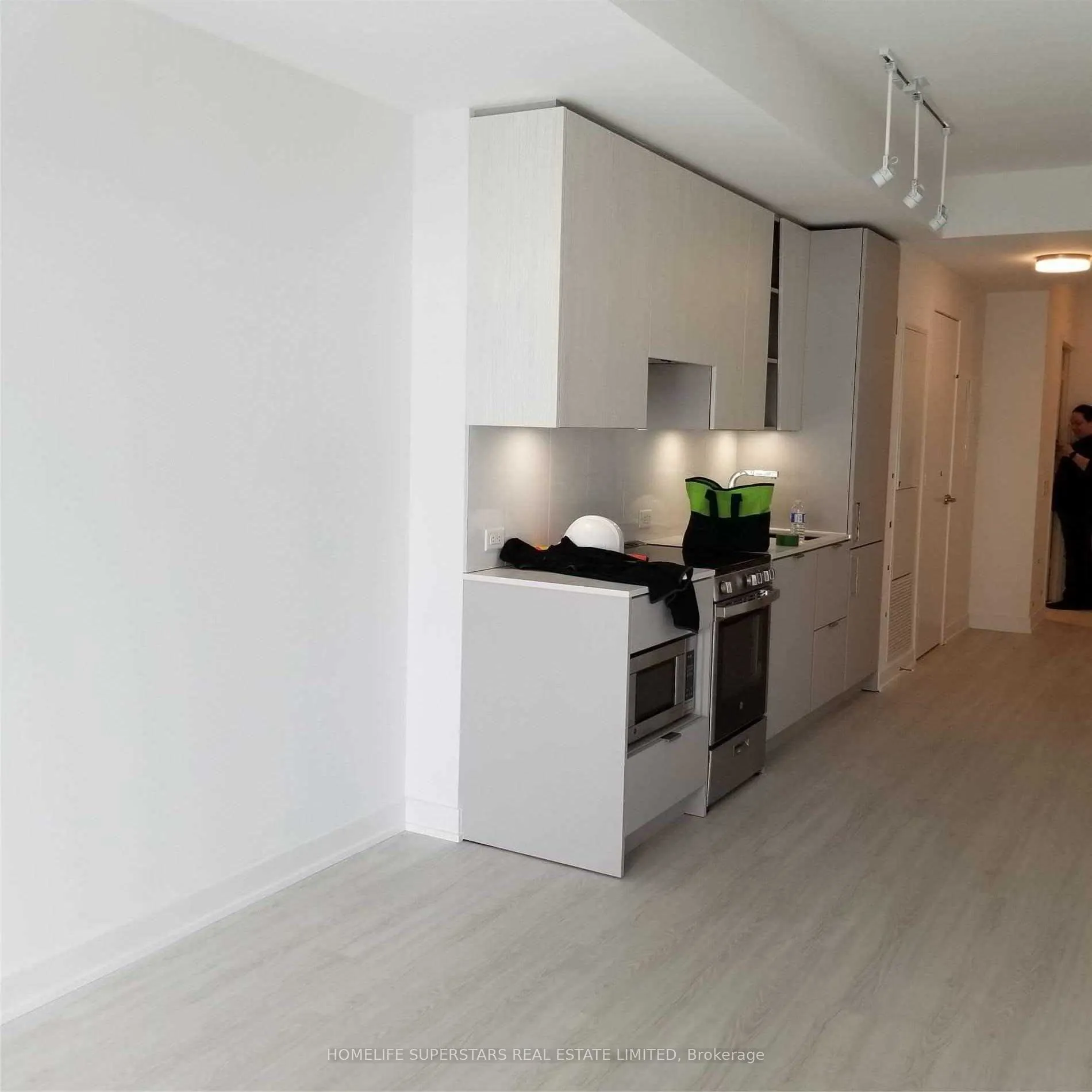 3883 Quartz Road, #503