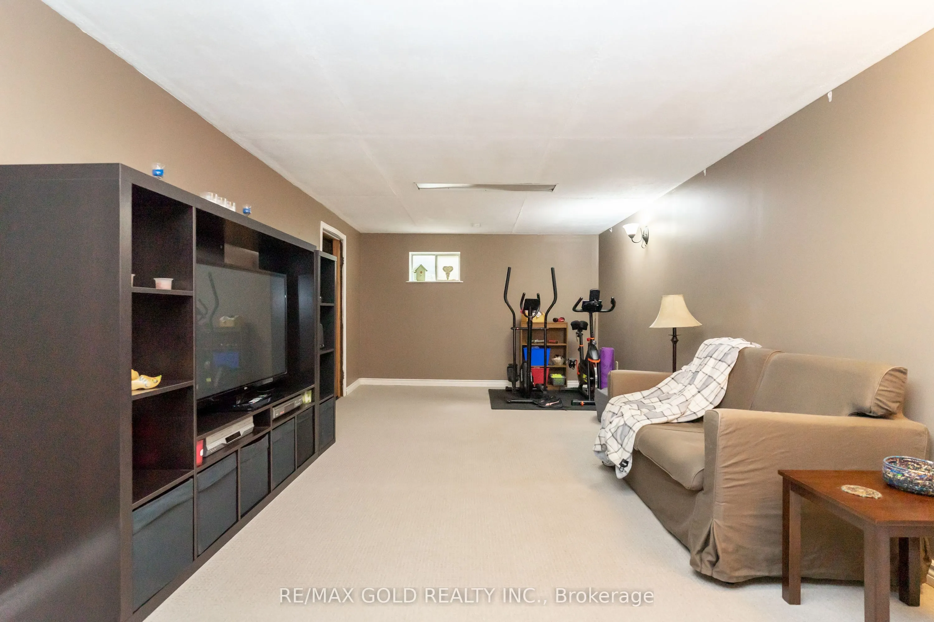 12 Dunblaine Crescent