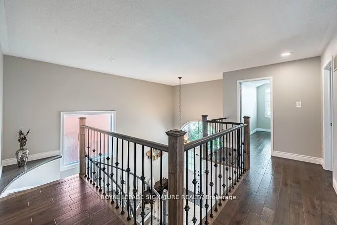 6874 Lisgar Drive